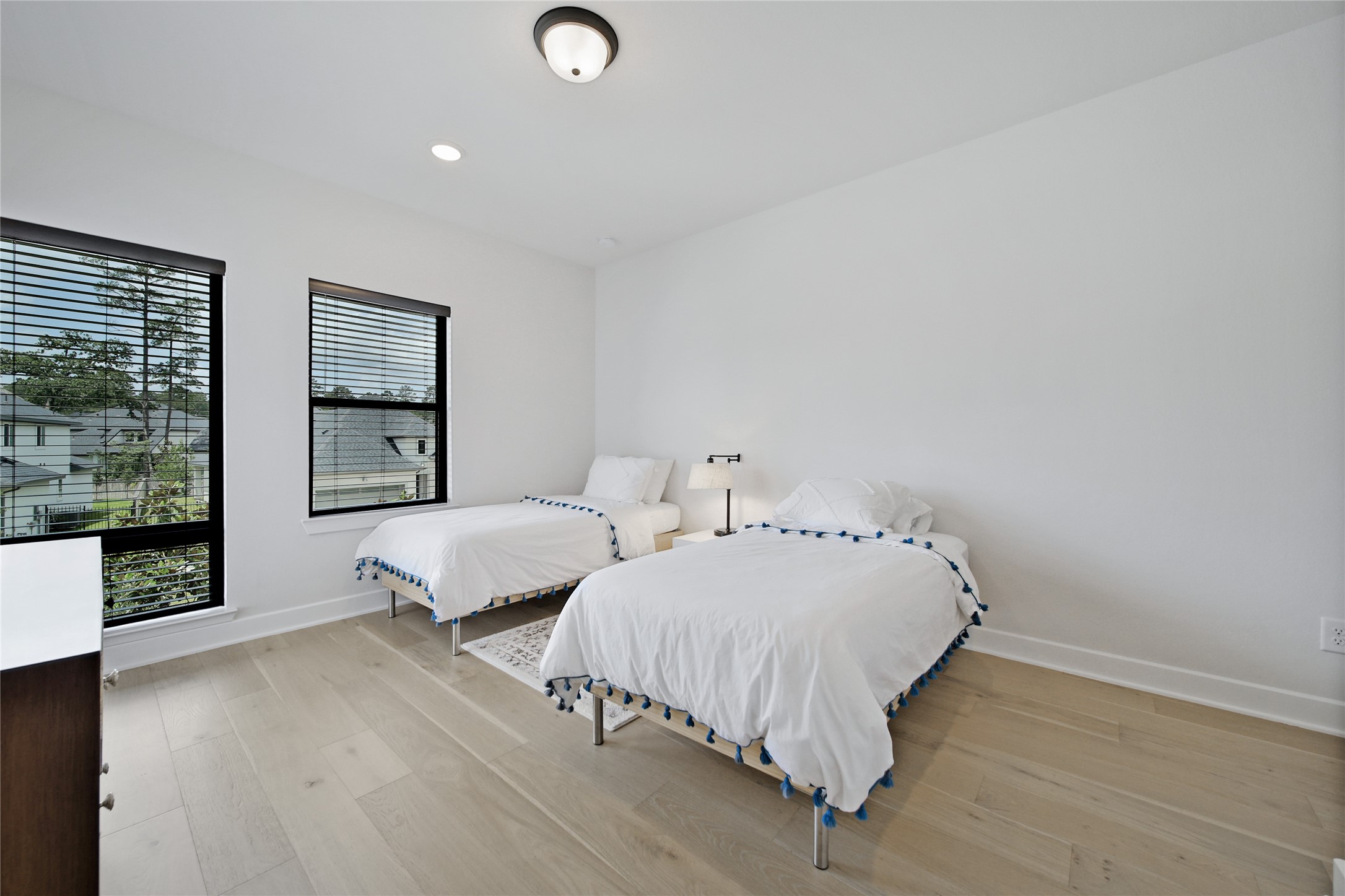Bed 3 Up
