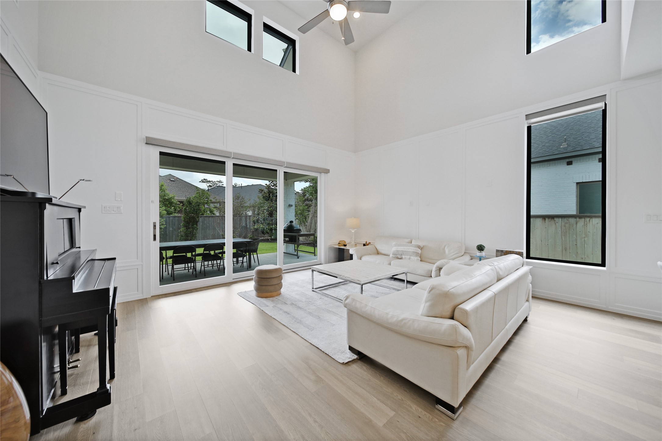 6 Gentle Branch Place, Tomball, TX 77375