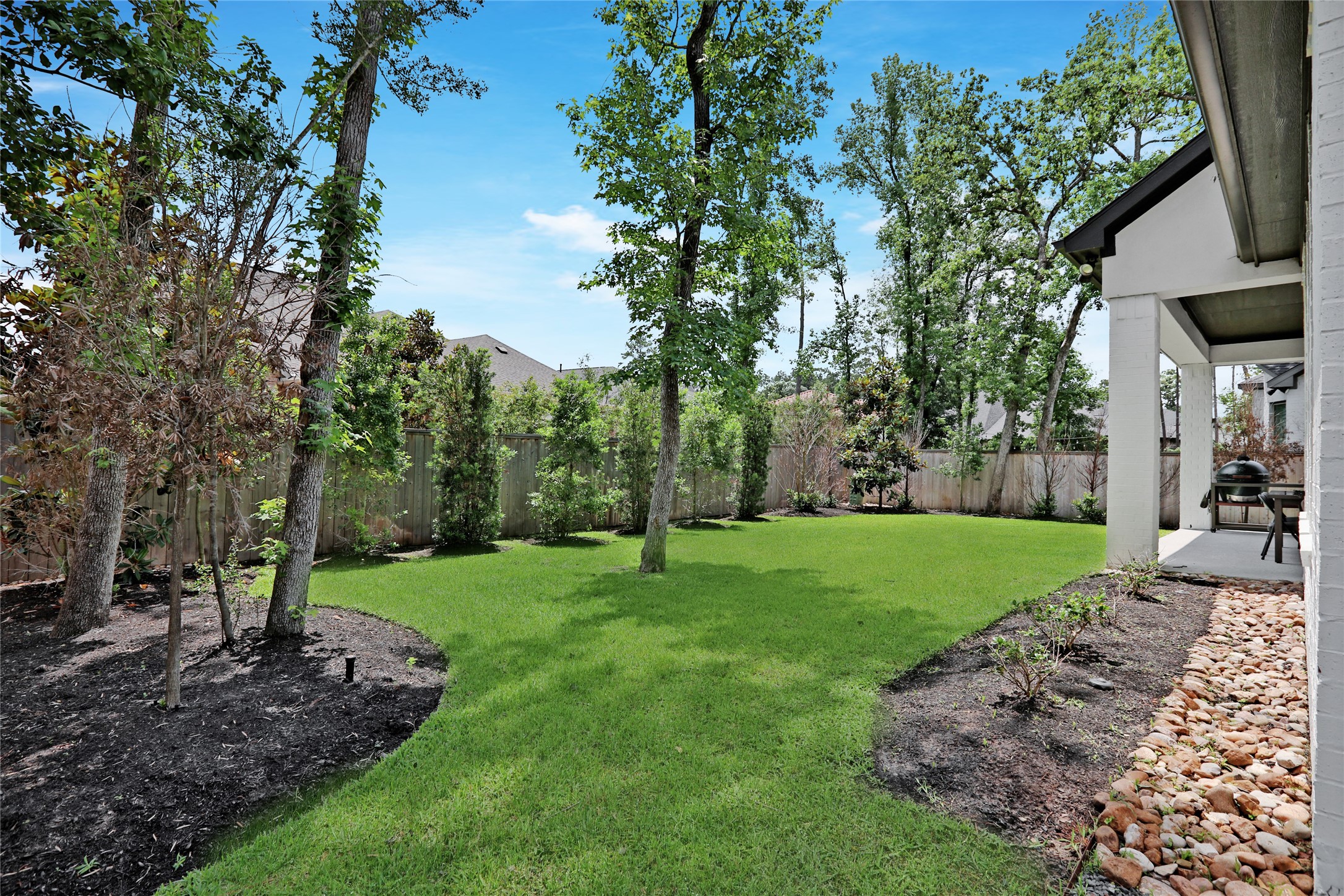 6 Gentle Branch Place, Tomball, TX 77375