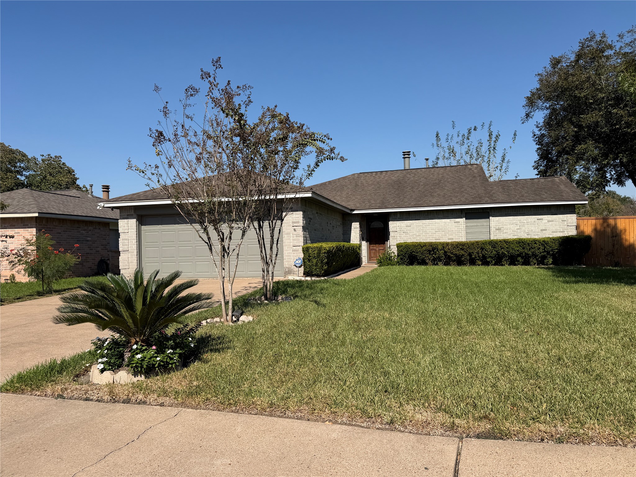455 Oakdale Drive, Stafford, TX 77477 455 Oakdale Drive, Stafford, TX 77477