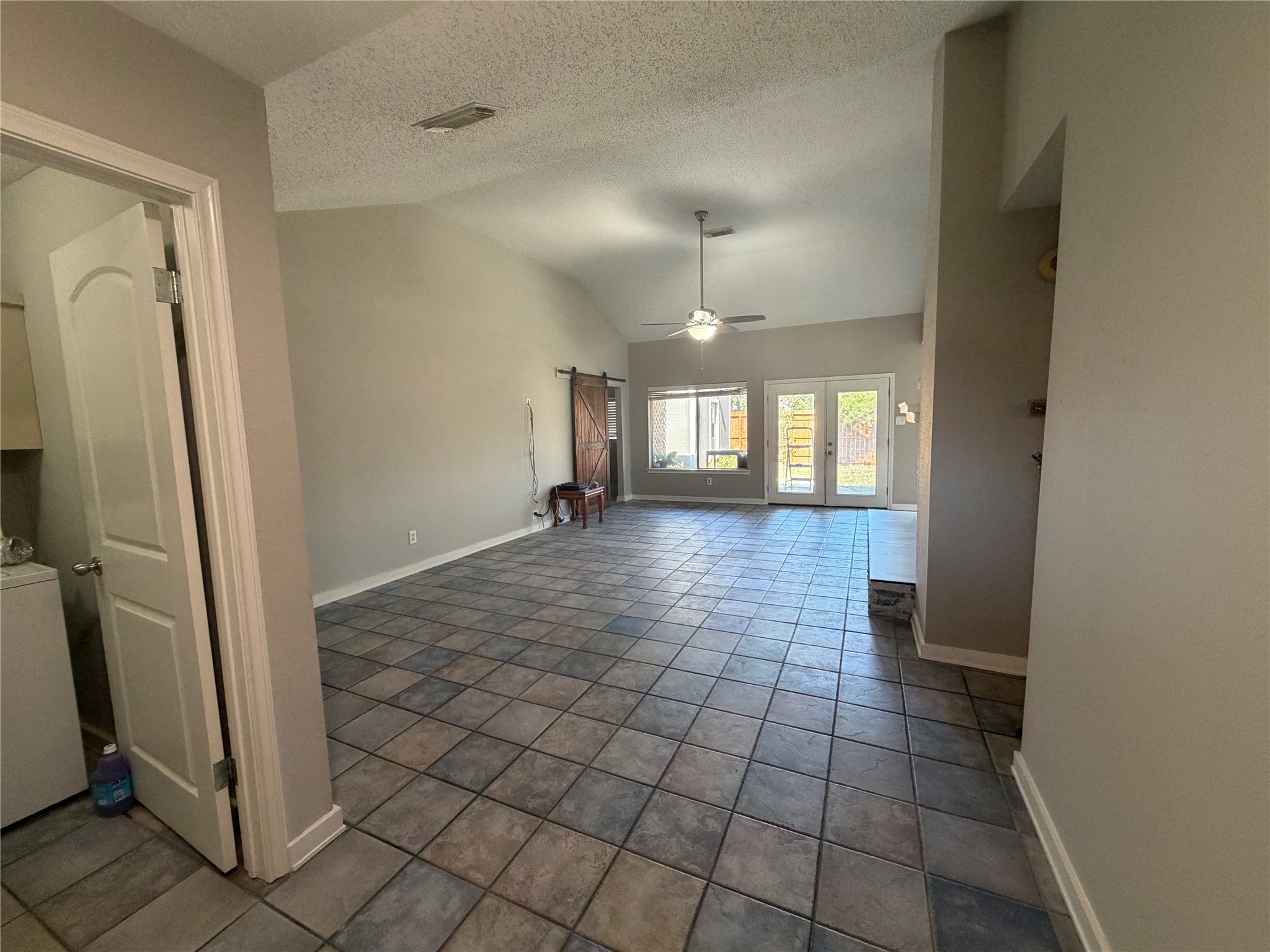 455 Oakdale Drive, Stafford, TX 77477 455 Oakdale Drive, Stafford, TX 77477