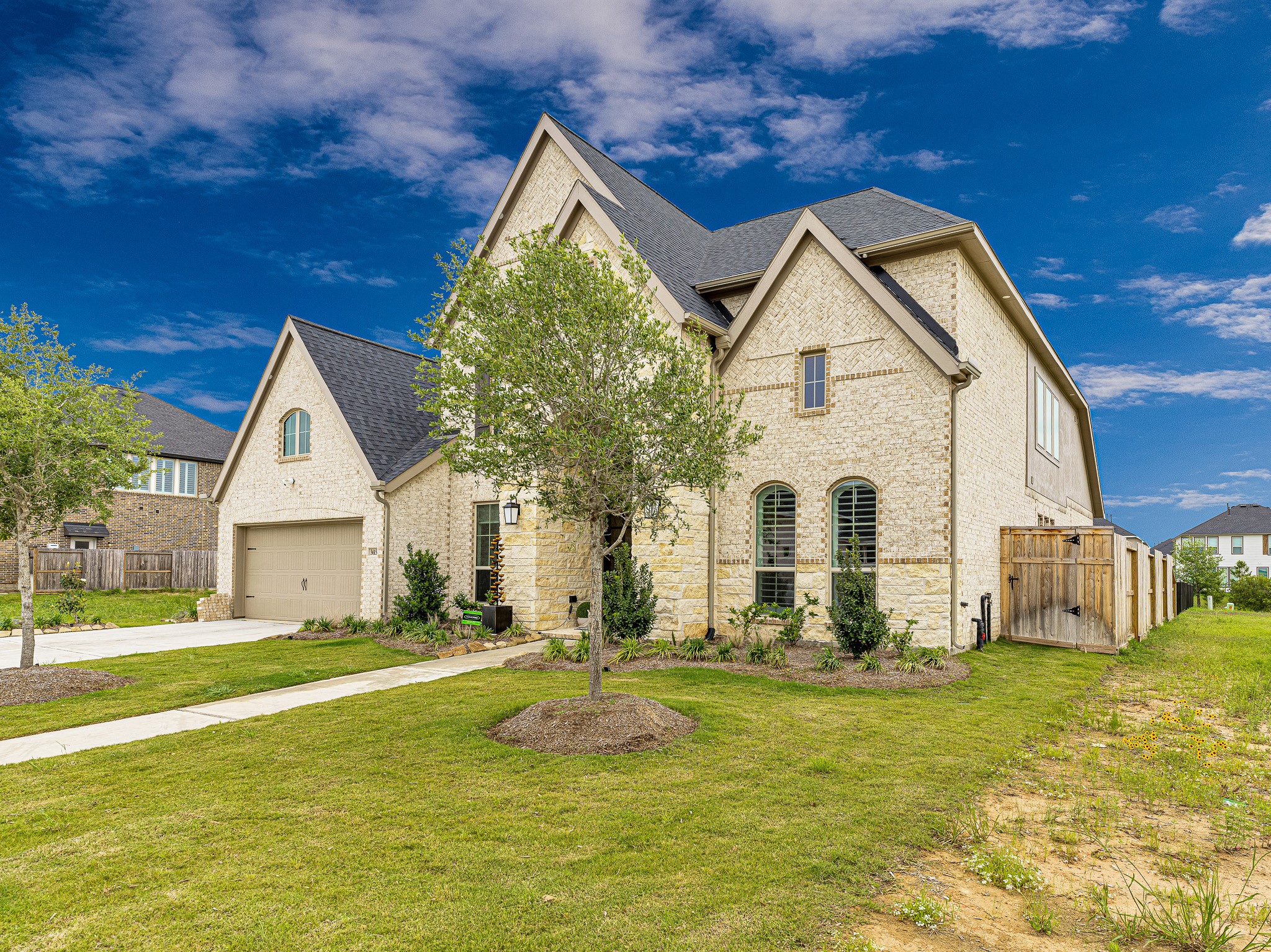 5615 Logan Ridge Lane, Fulshear, TX 77441