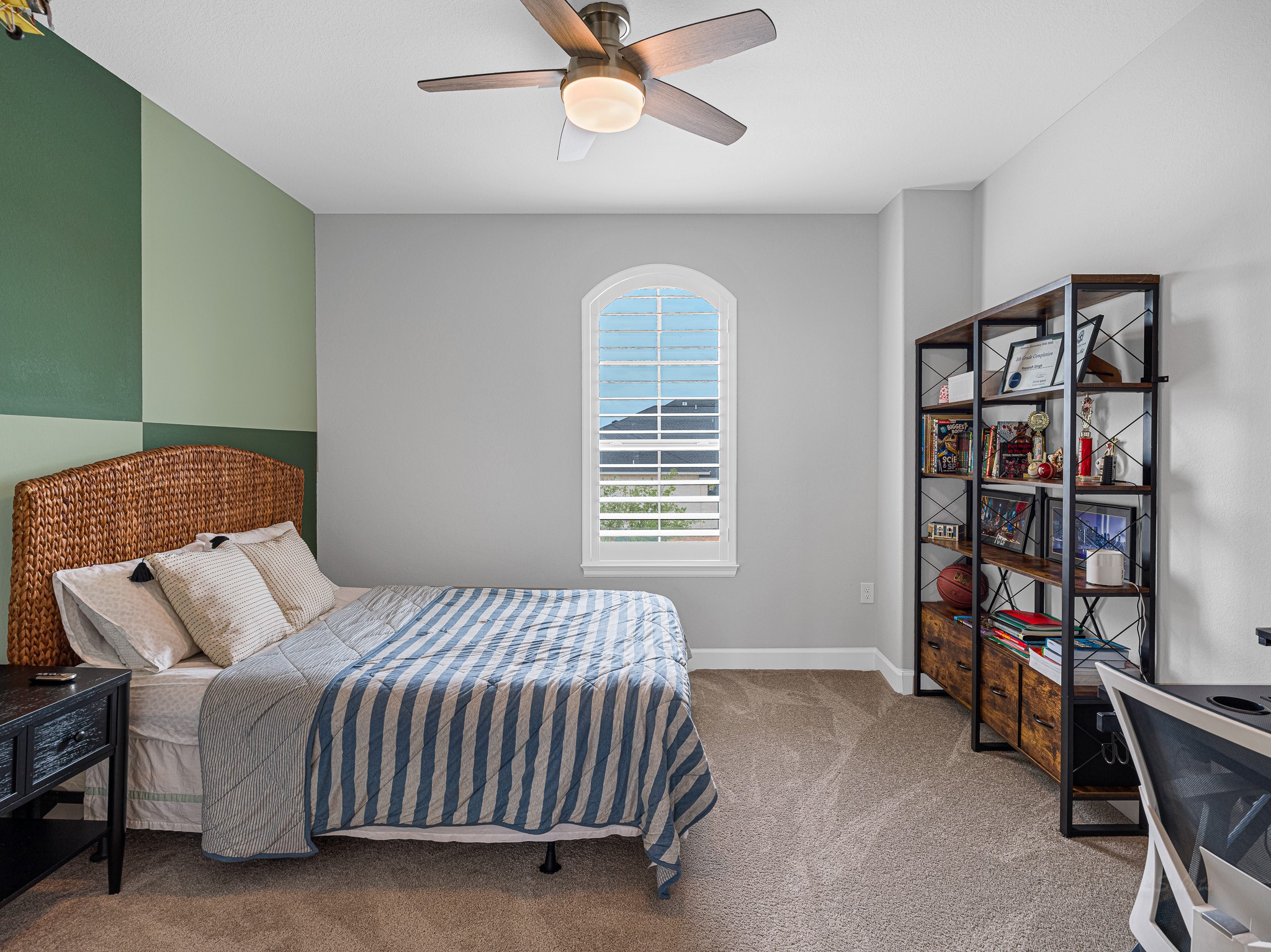 5615 Logan Ridge Lane, Fulshear, TX 77441