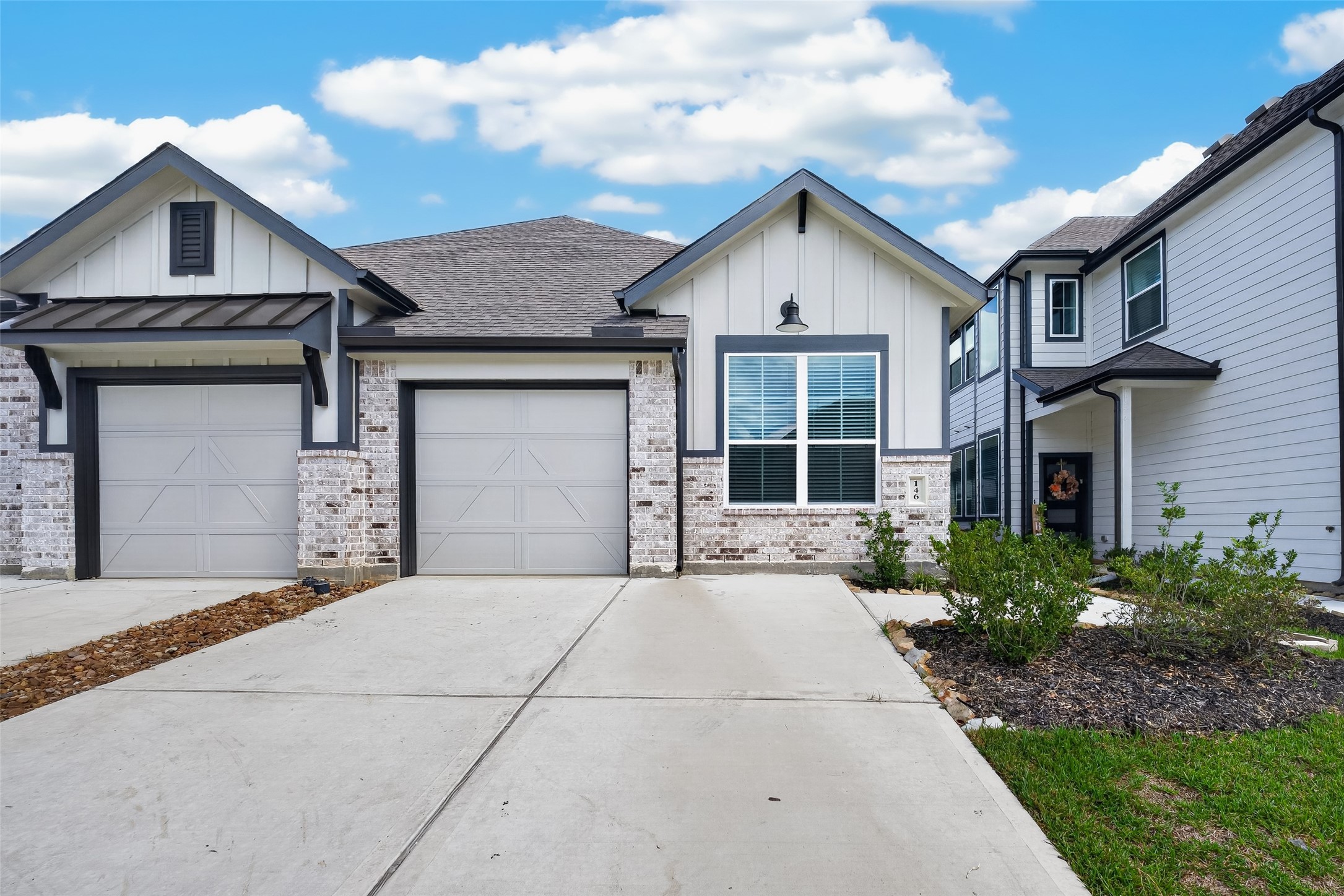 Townhome in the beautiful area of Woodforest Townhome in the beautiful area of Woodforest