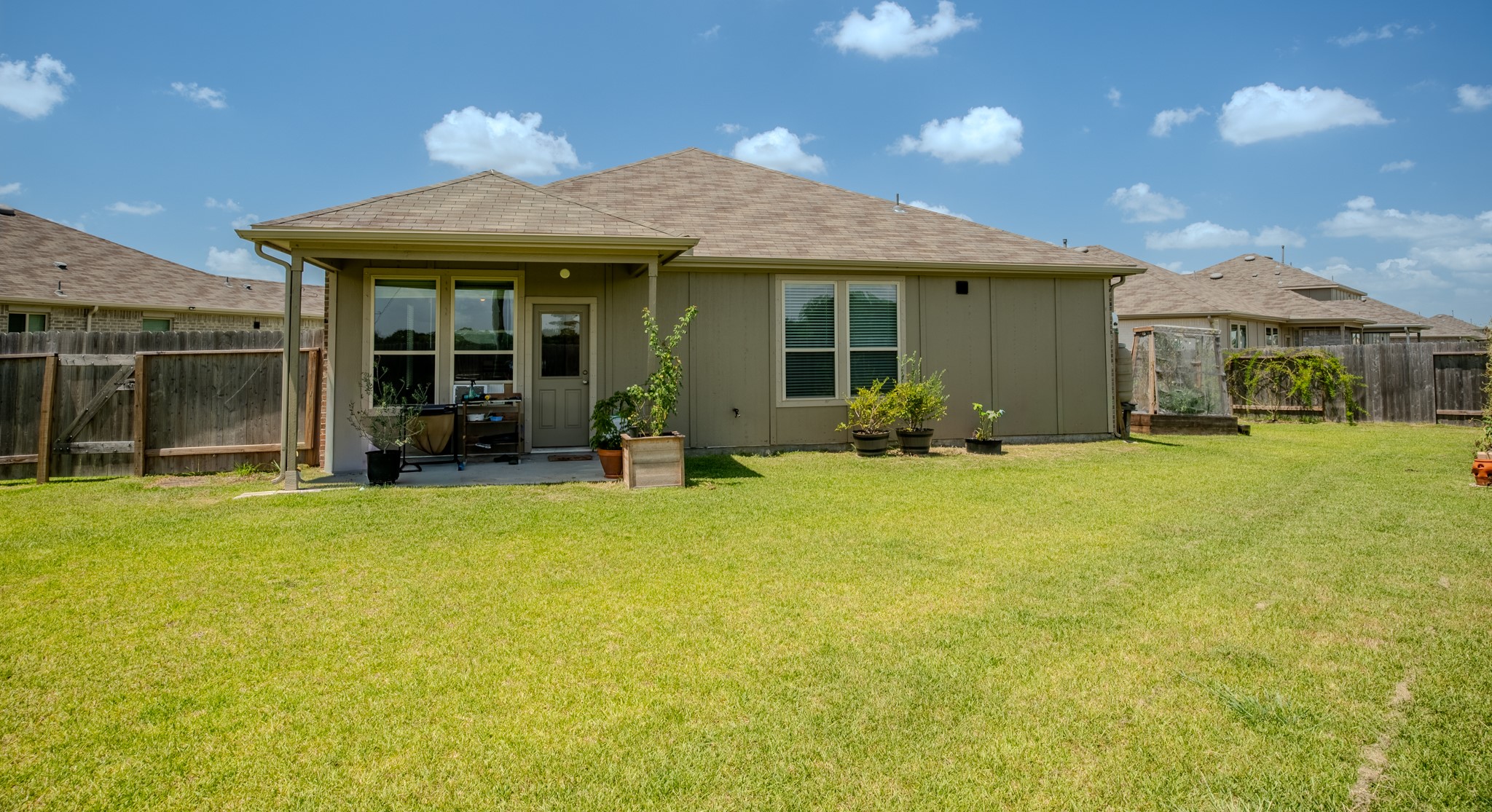 3111 Clydesdale Drive, Alvin, TX 77511