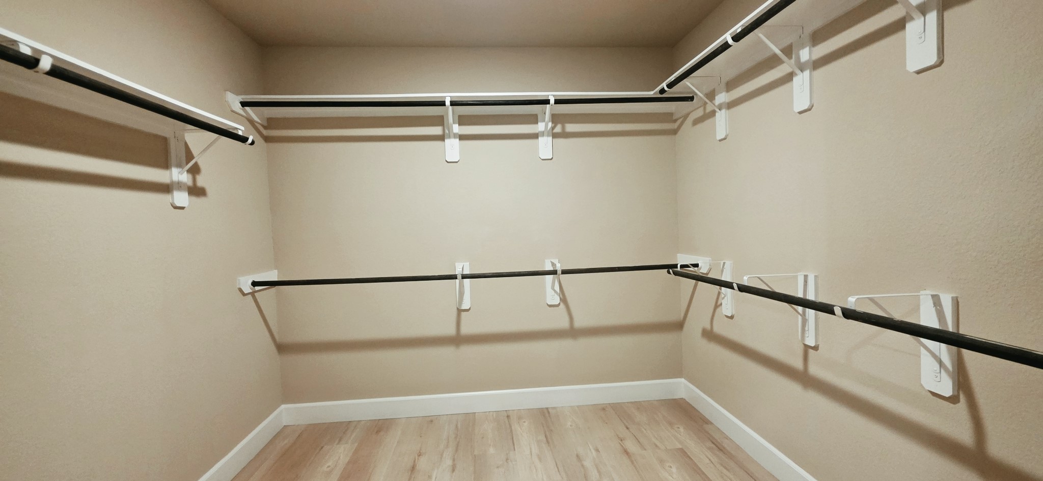 Huge master bedroom walk-in closet