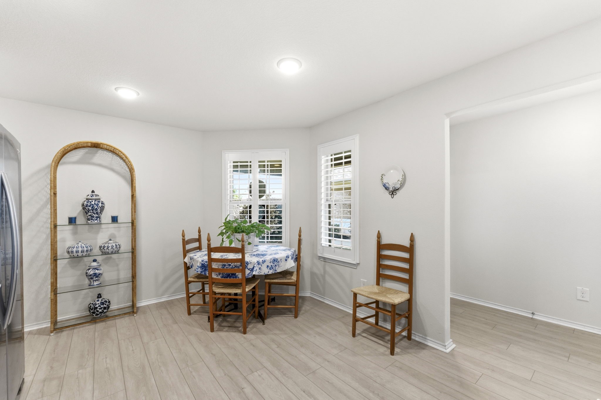 410 Thistle Thorn Drive, The Woodlands, TX 77382