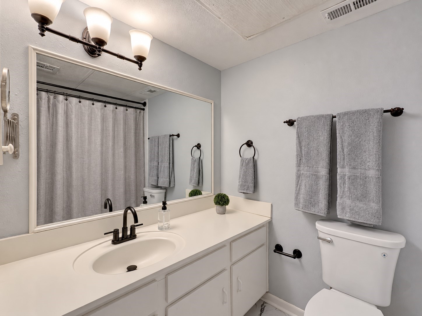 845 Augusta Drive, #42, Houston, TX 77057