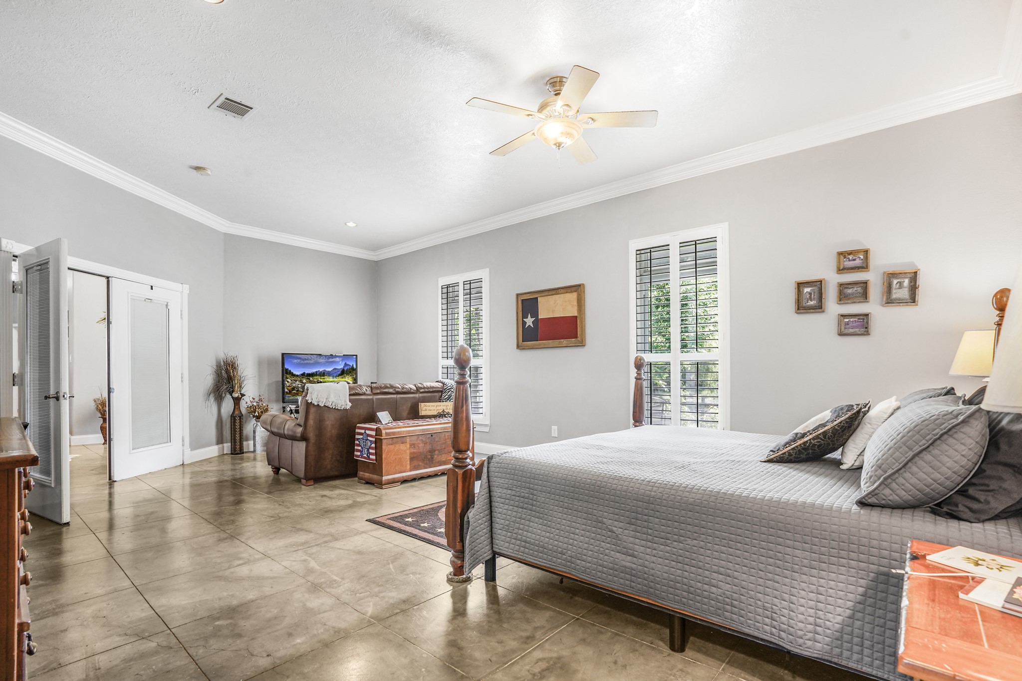 20547 Crosby Eastgate Road, Crosby, TX 77532