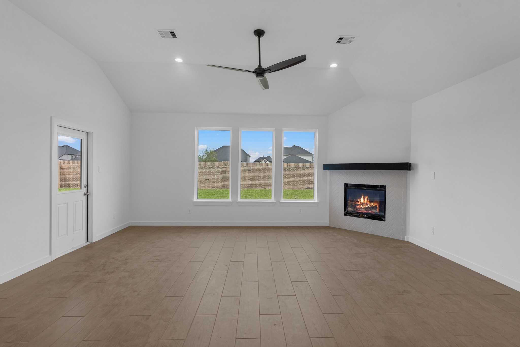 3110 Everwood Trail, Rosenberg, TX 77471 3110 Everwood Trail, Rosenberg, TX 77471