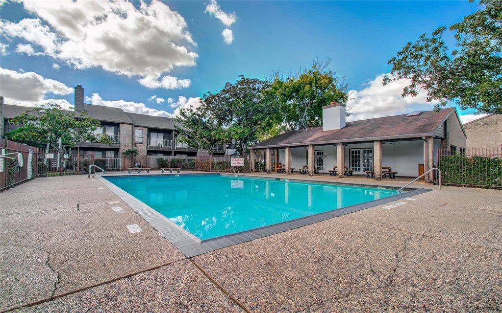 6633 W Airport Boulevard, #1202, Houston, TX 77035