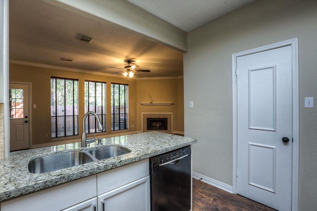 130 Willowwood Circle, The Woodlands, TX 77381