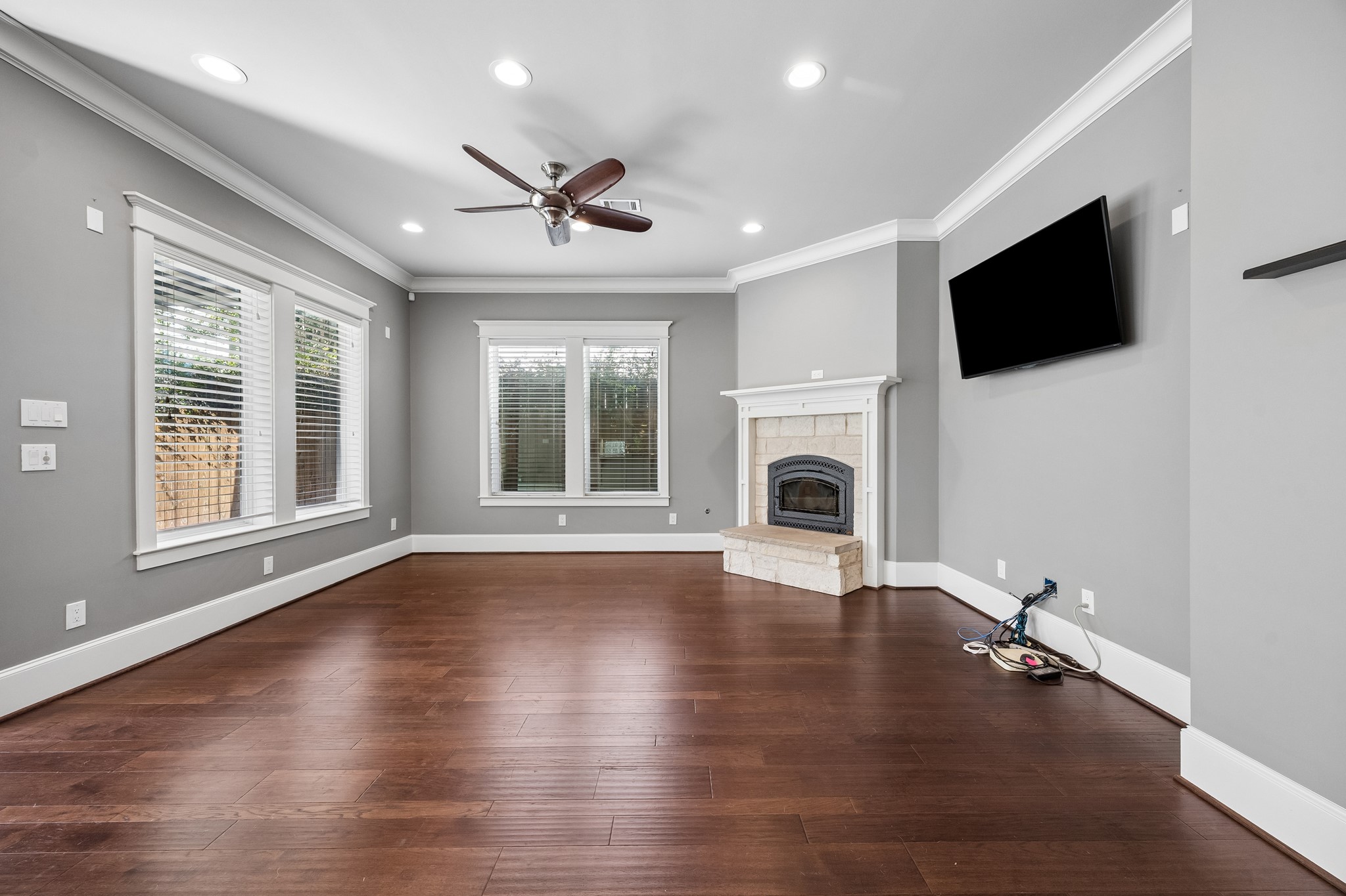806 Algregg Street, Houston, TX 77008