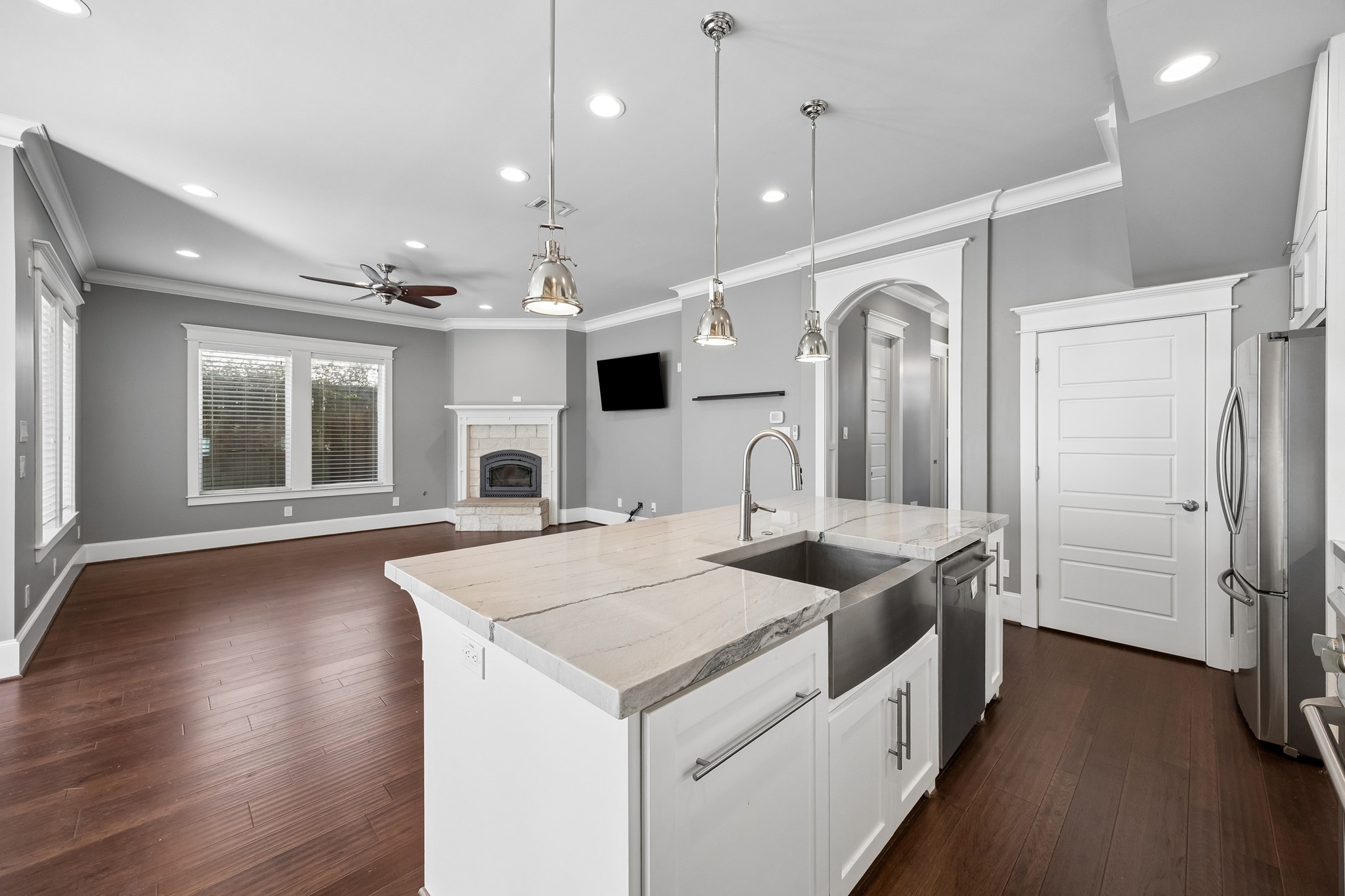 806 Algregg Street, Houston, TX 77008