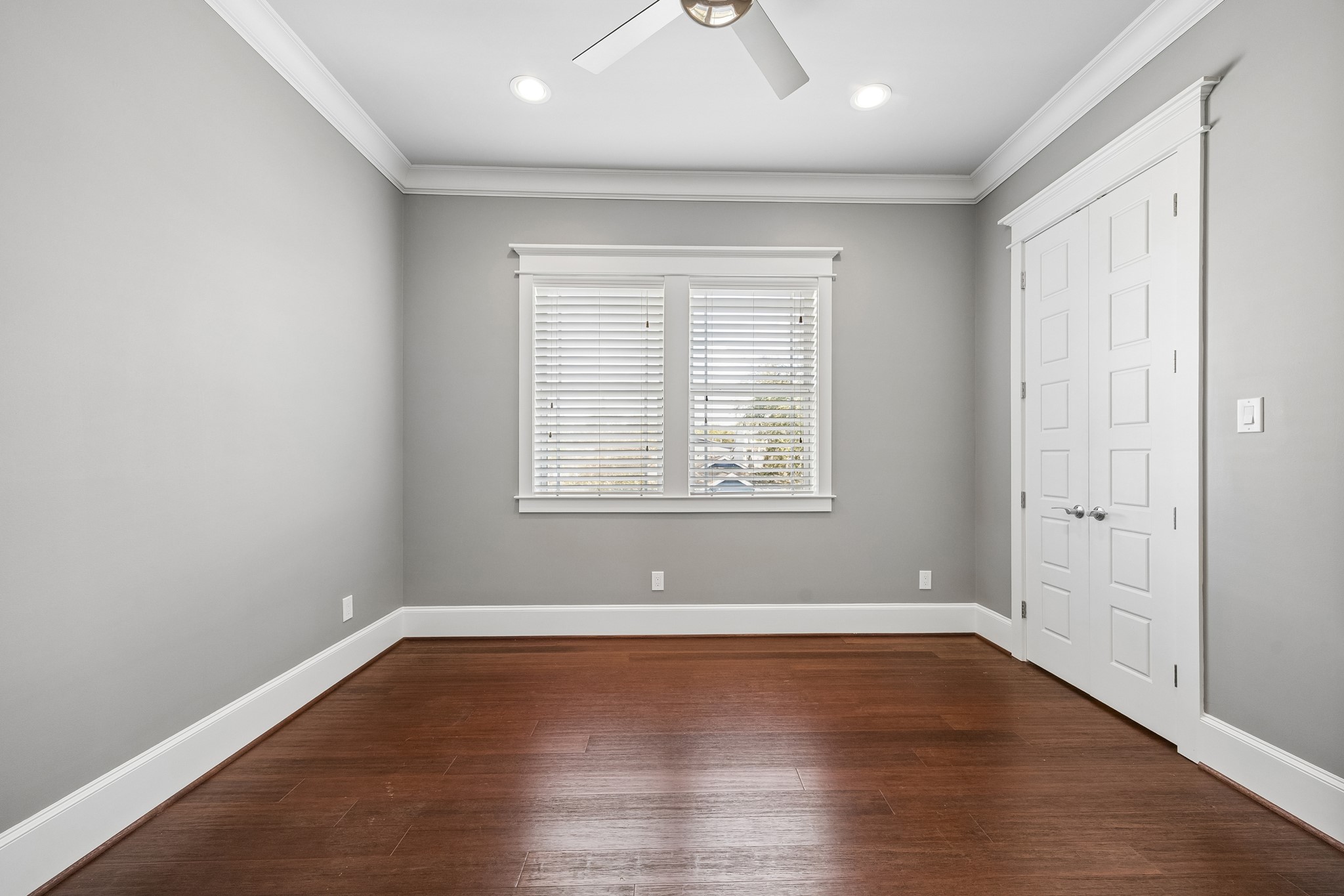 806 Algregg Street, Houston, TX 77008