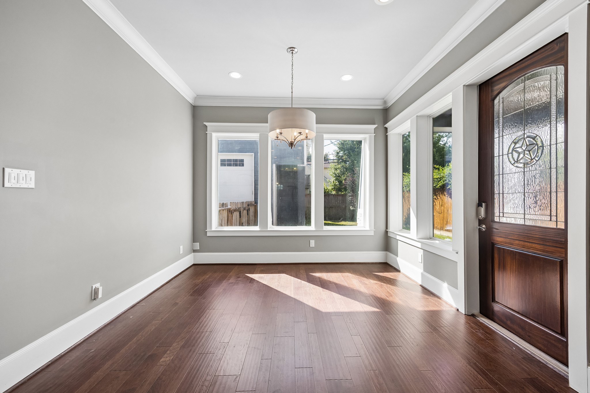 806 Algregg Street, Houston, TX 77008
