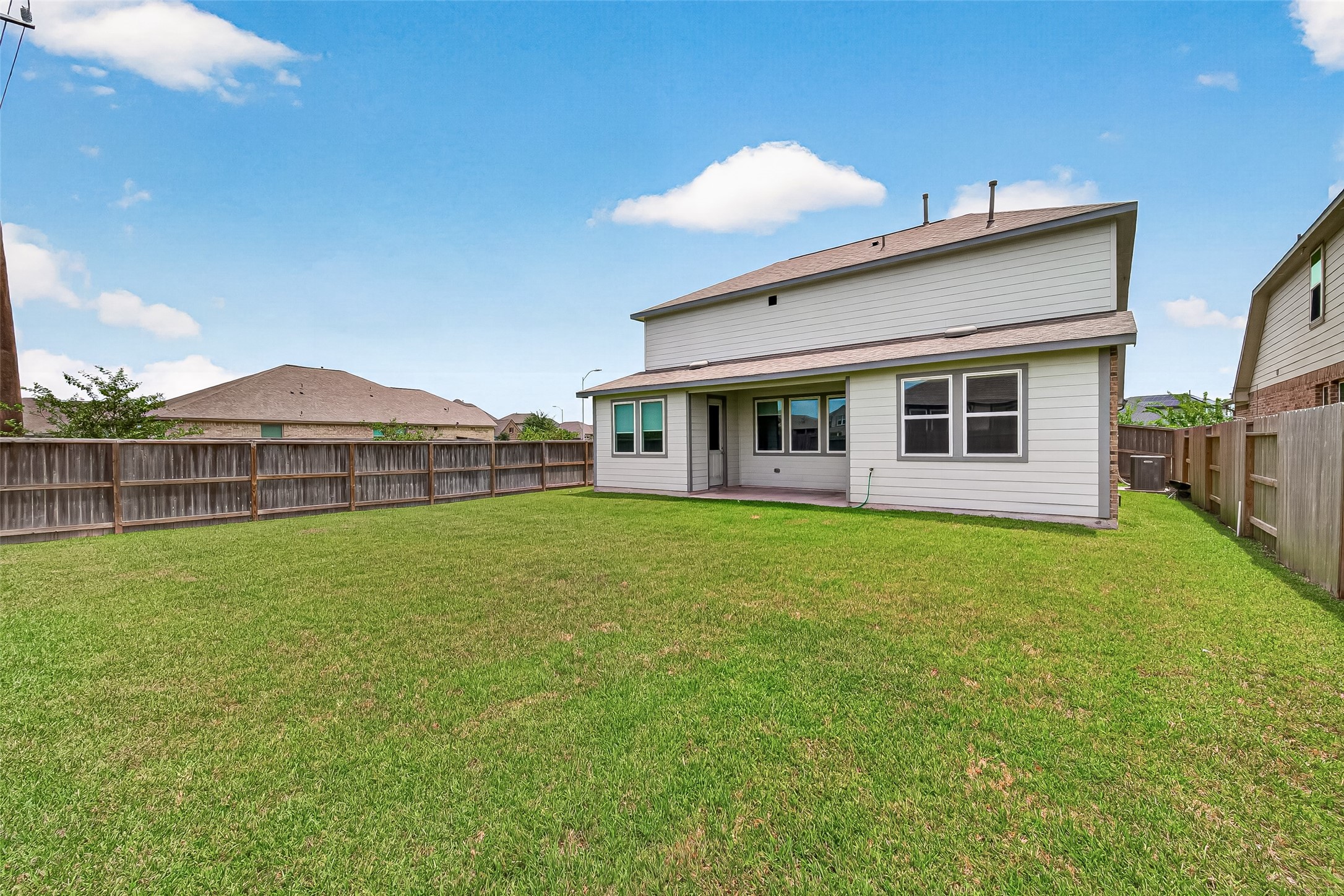 17027 Bainham Forest Trail, Hockley, TX 77447