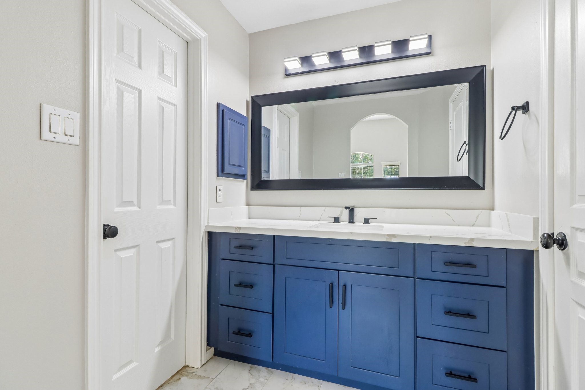 17826 Watsons Bay Drive, Cypress, TX 77429