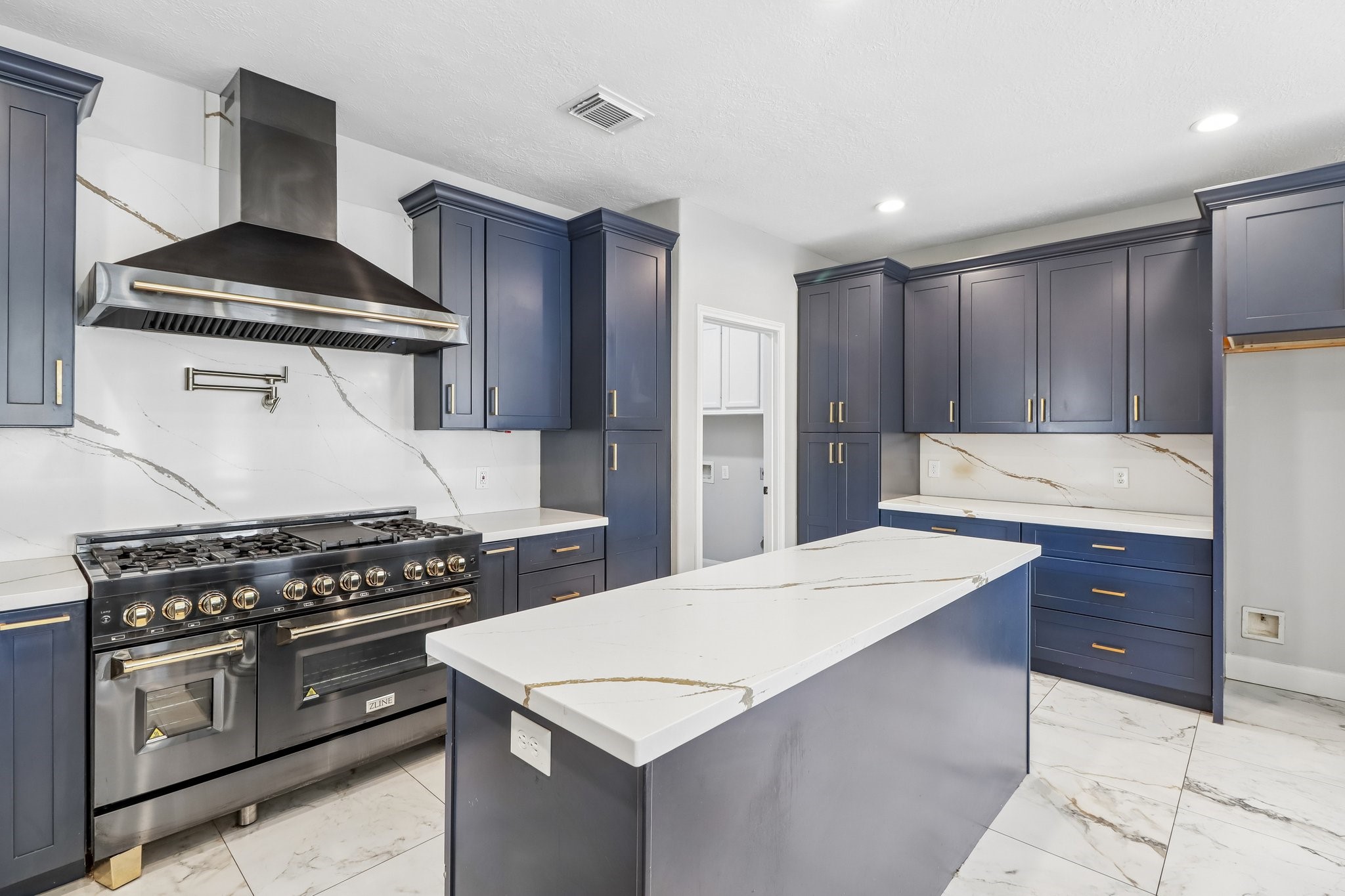 17826 Watsons Bay Drive, Cypress, TX 77429