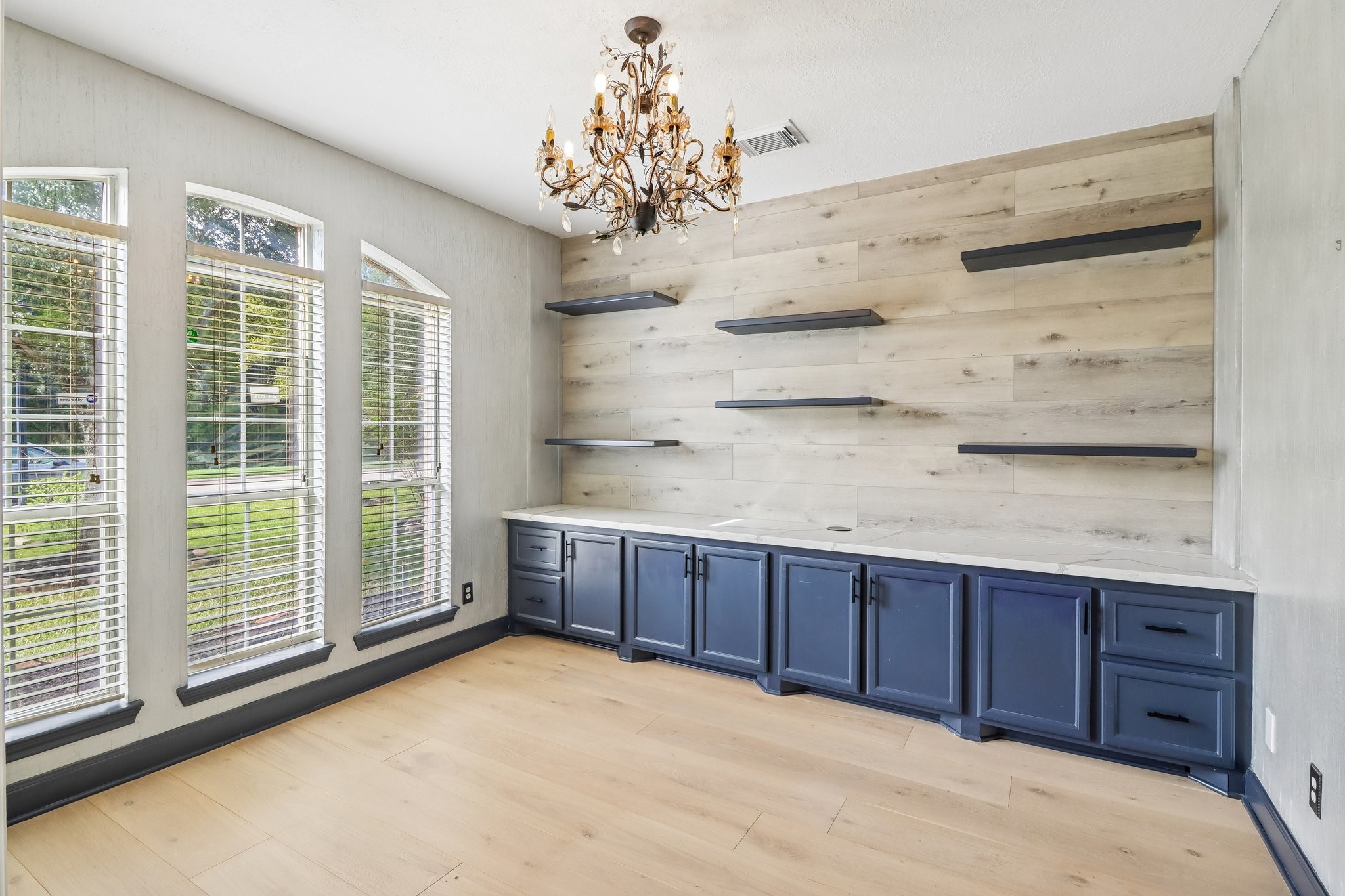 17826 Watsons Bay Drive, Cypress, TX 77429