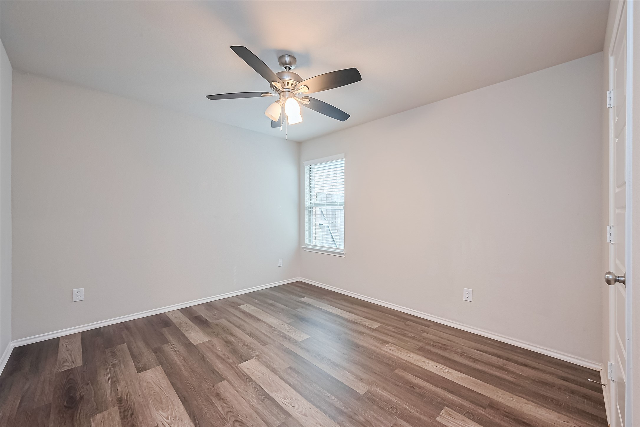 335 Jewett Meadow Drive, Magnolia, TX 77354