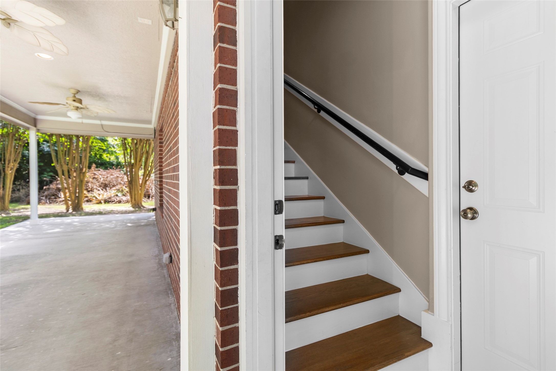 This separate entry creates convenient access to your garage apartment while keeping the outdoor spaces connected & functional.