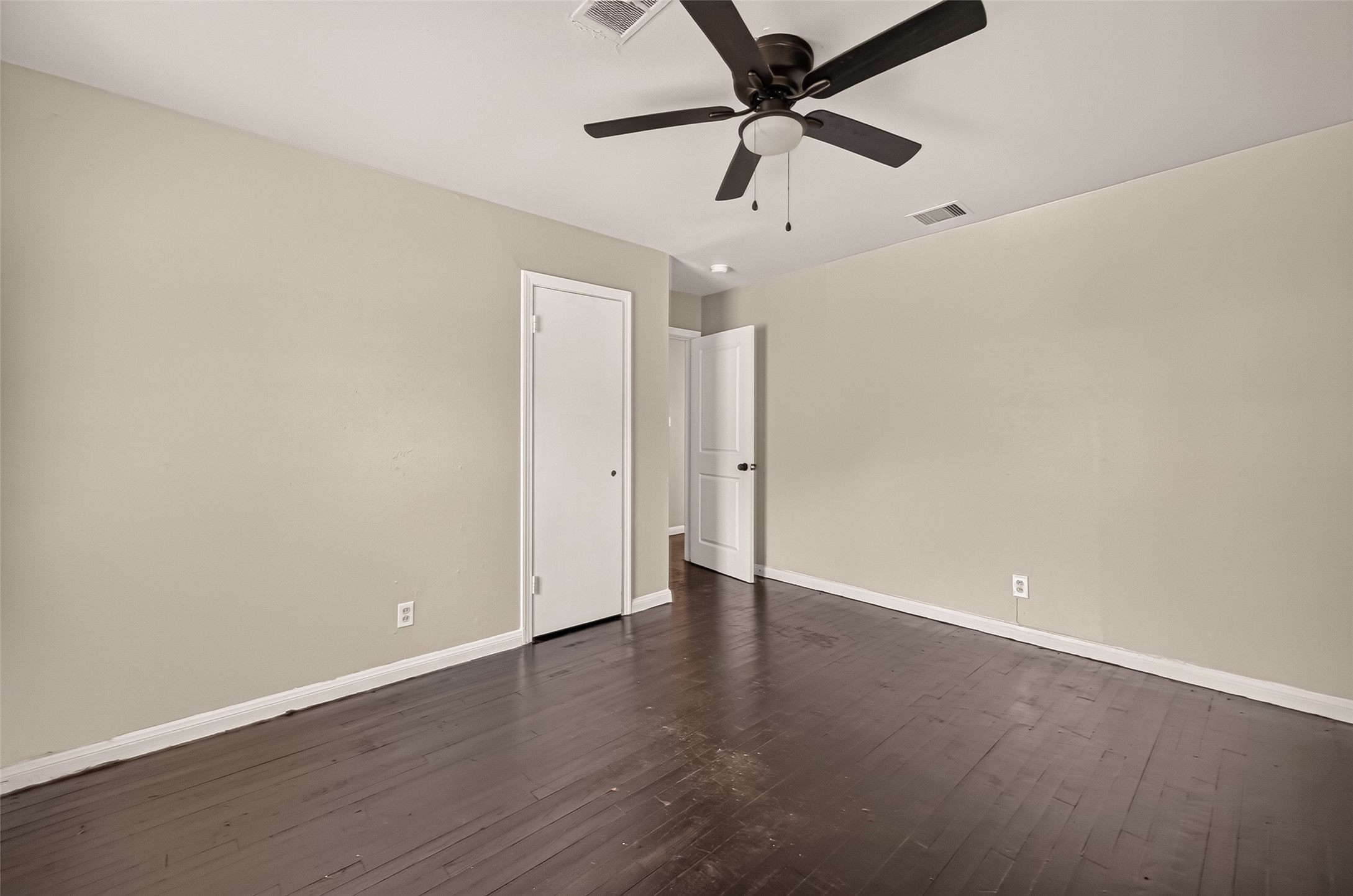5782 Belcrest Street, Houston, TX 77033