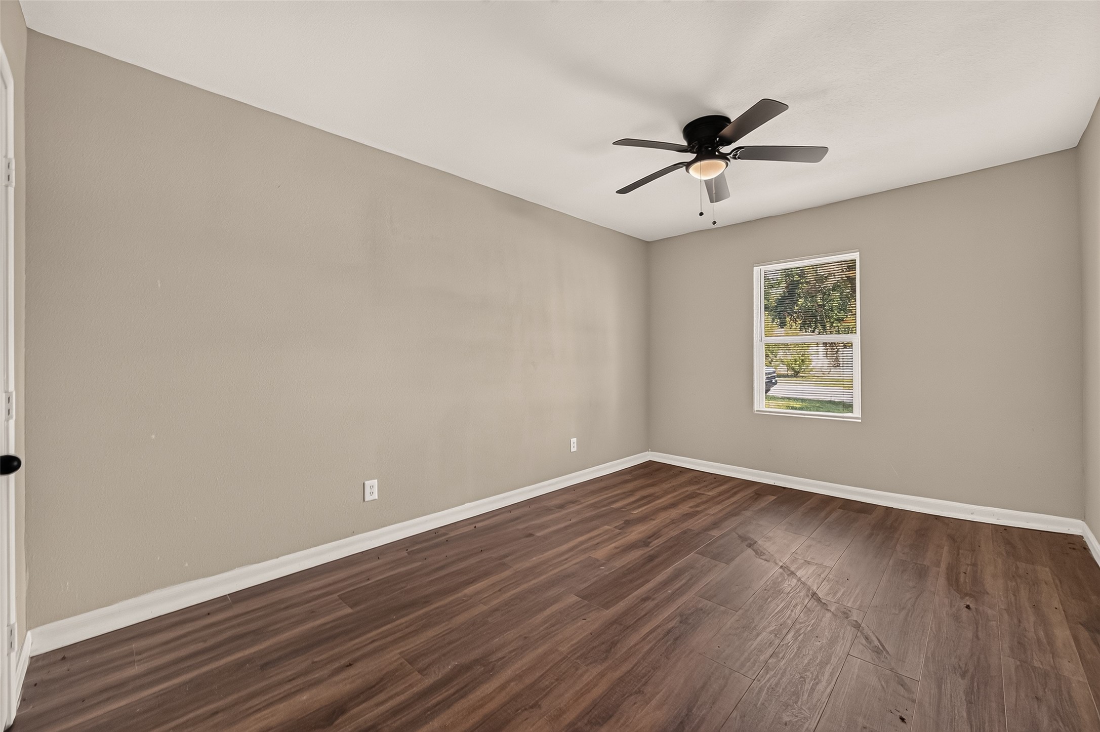 5782 Belcrest Street, Houston, TX 77033