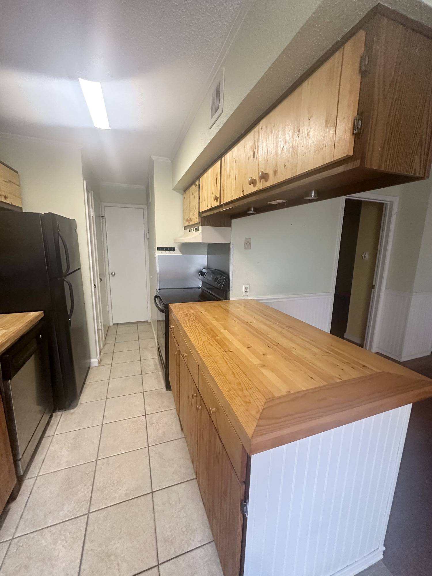 2750 Holly Hall Street, #403, Houston, TX 77054
