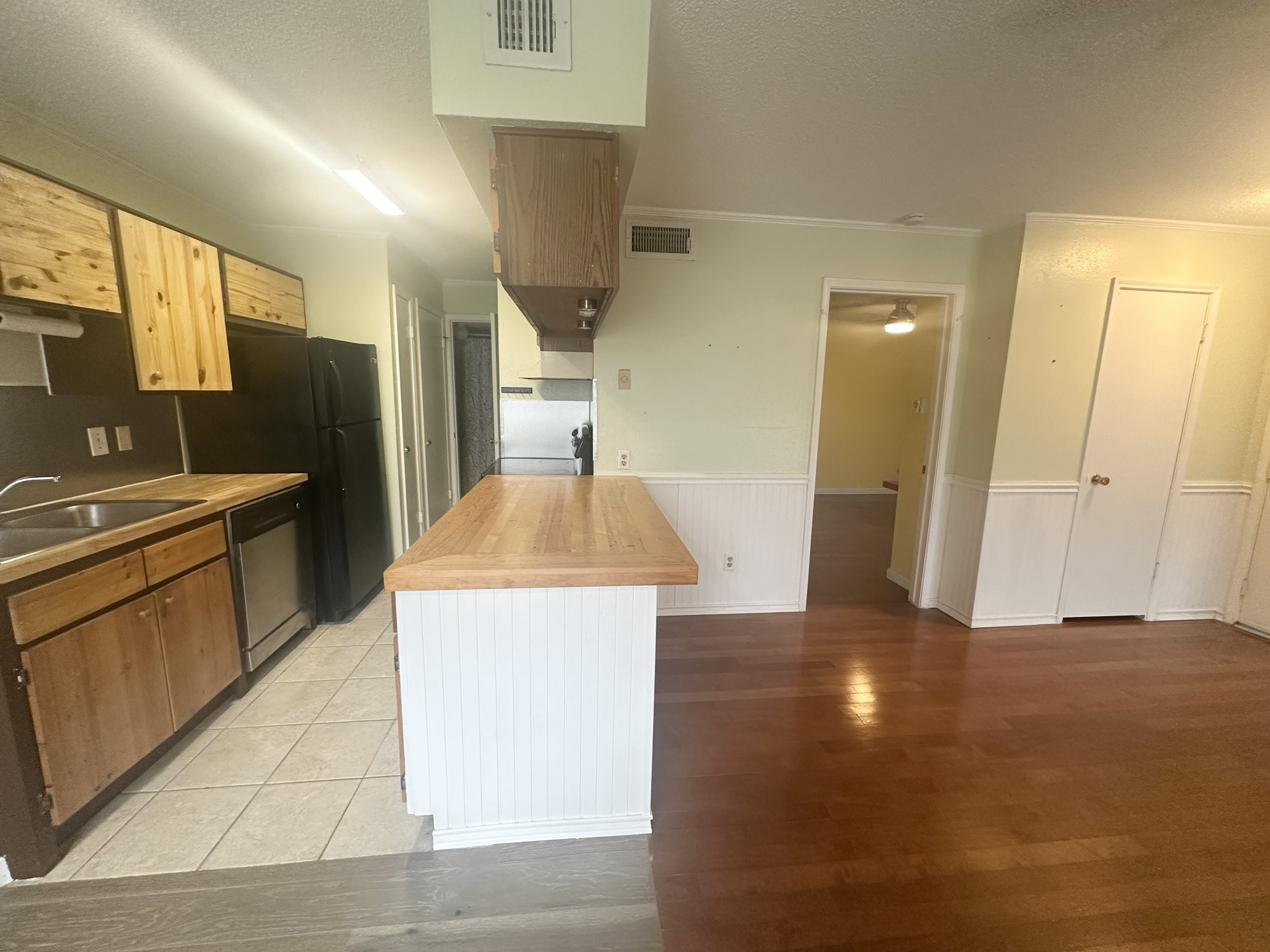 2750 Holly Hall Street, #403, Houston, TX 77054 2750 Holly Hall Street, #403, Houston, TX 77054