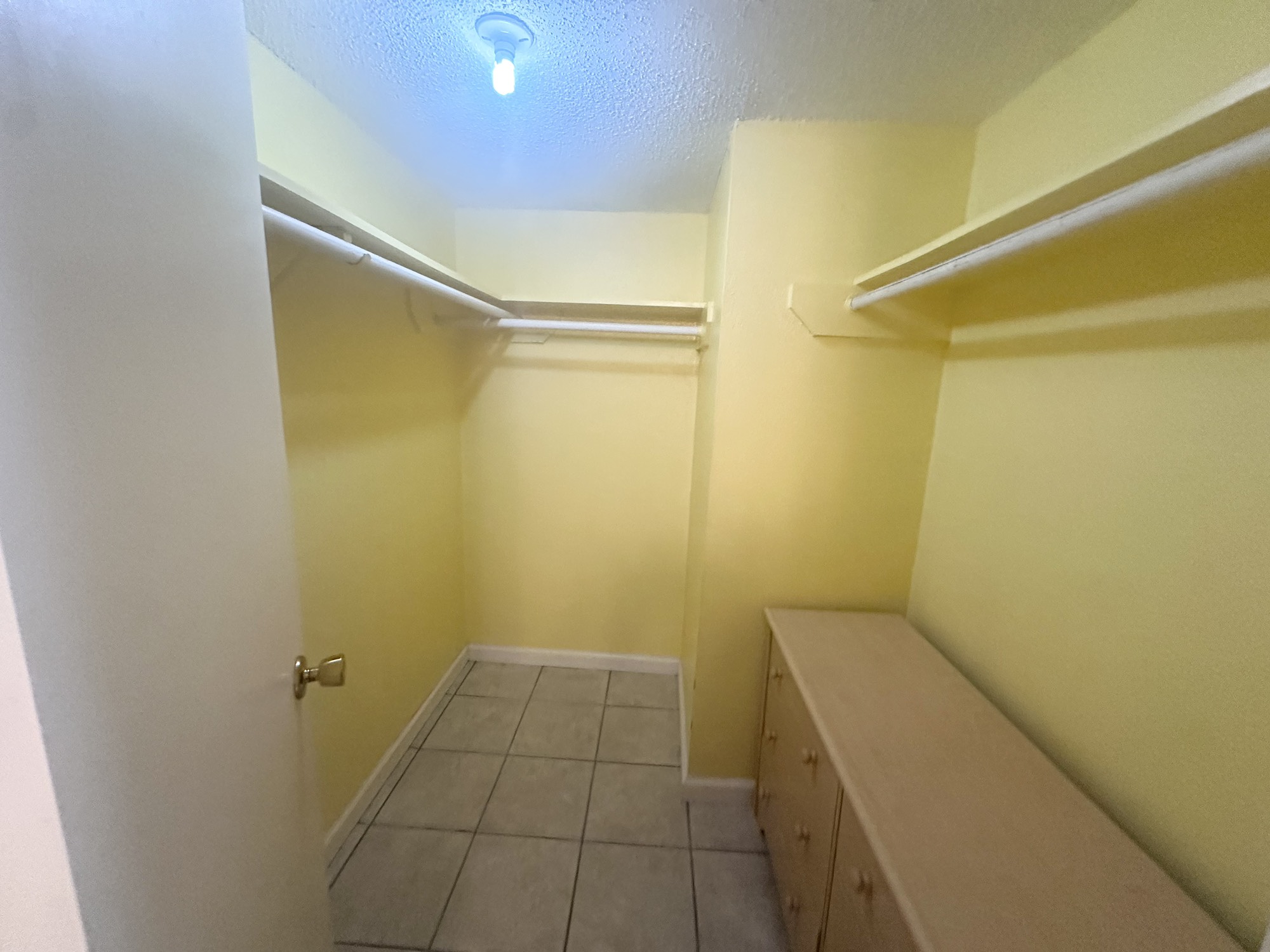 2750 Holly Hall Street, #403, Houston, TX 77054