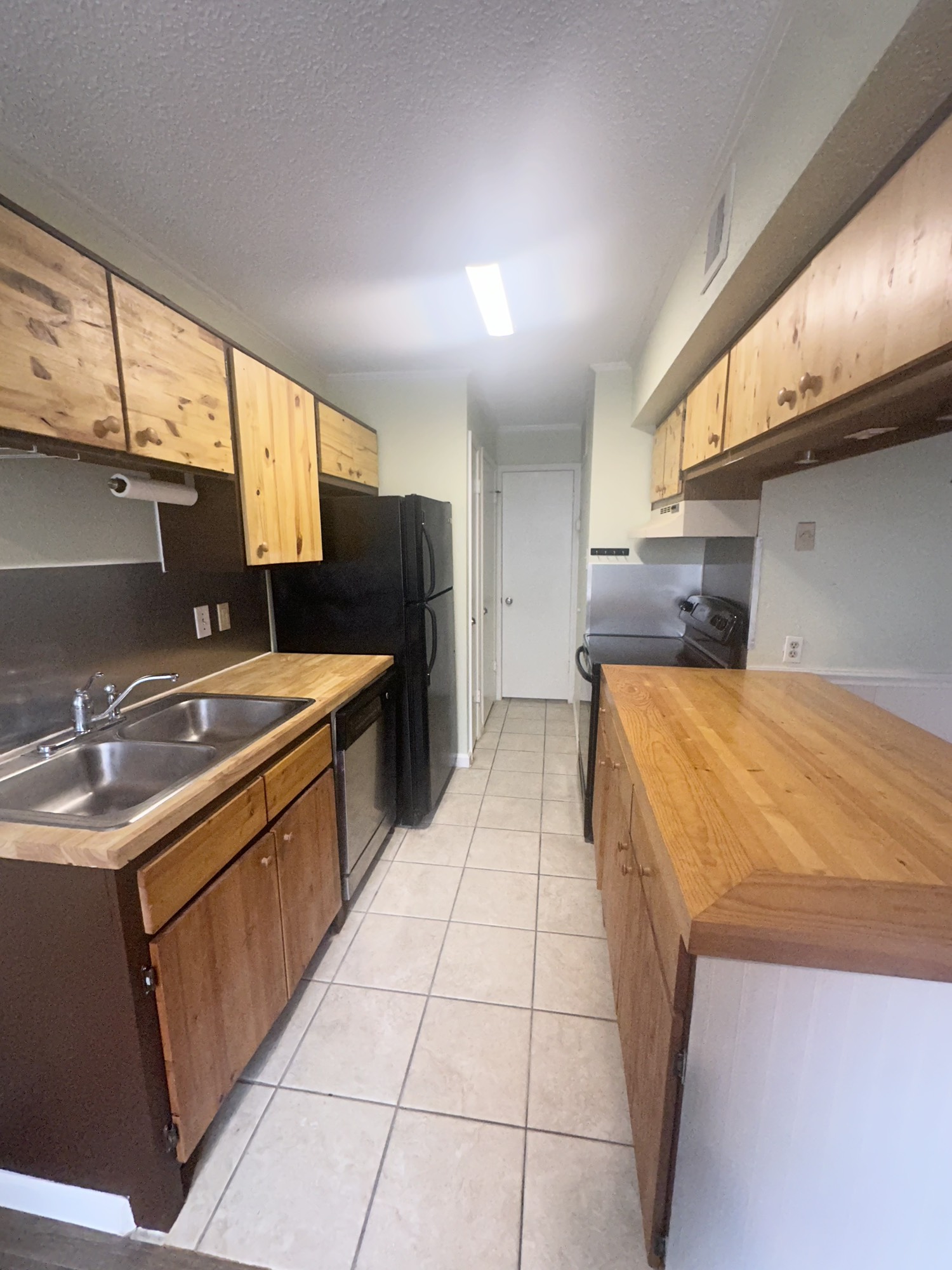 2750 Holly Hall Street, #403, Houston, TX 77054