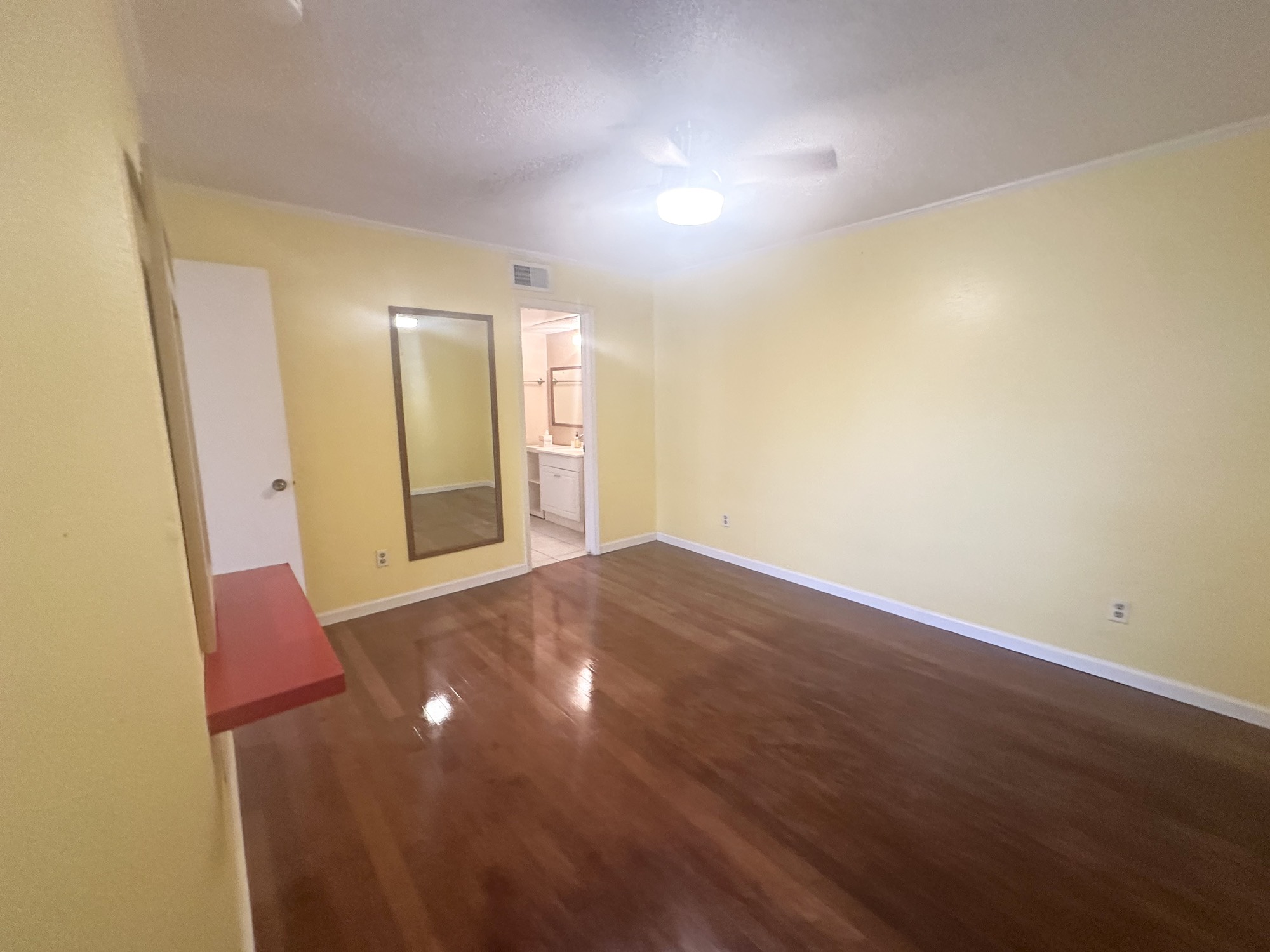 2750 Holly Hall Street, #403, Houston, TX 77054
