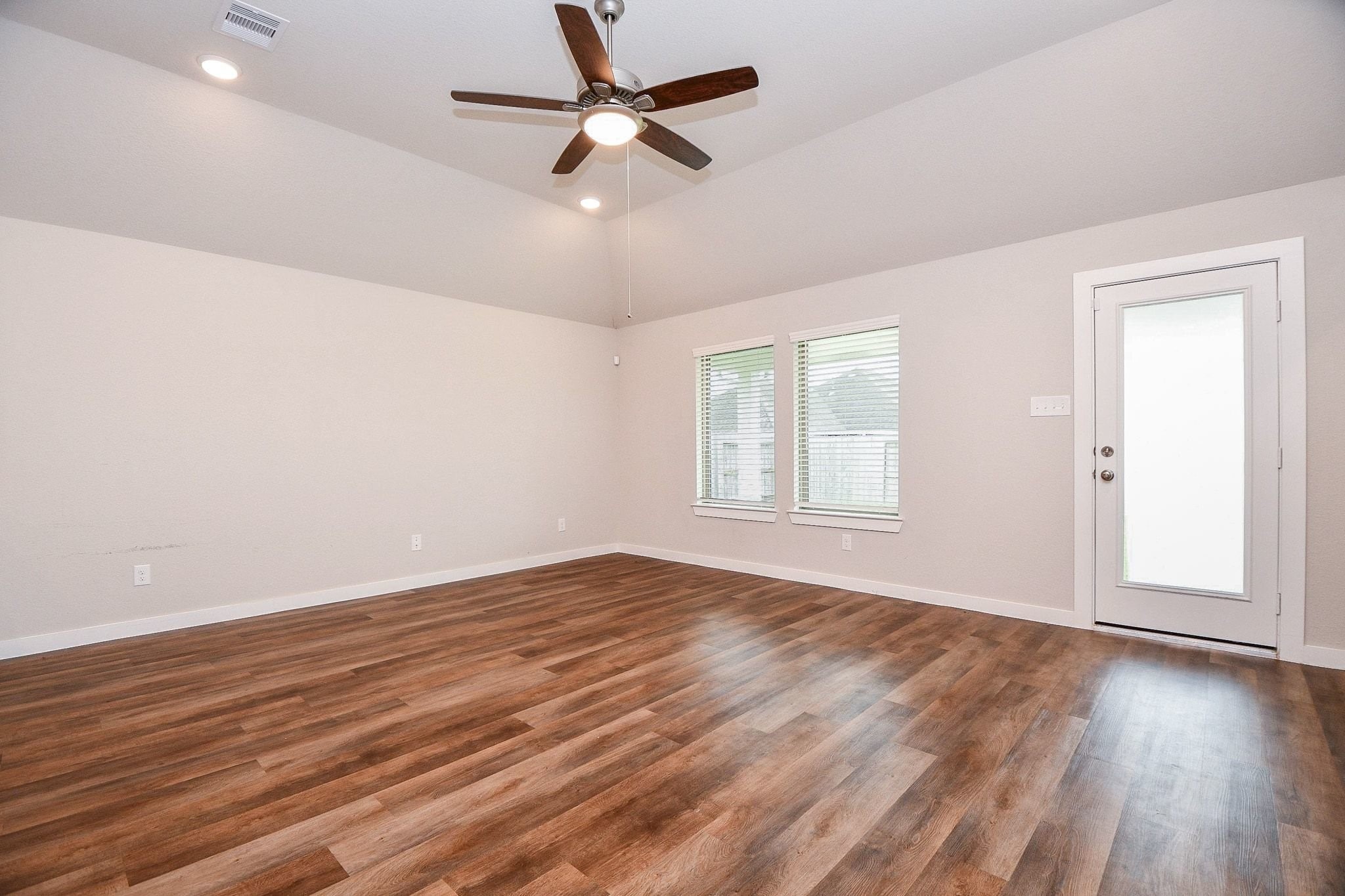 1205 Cavalry Junction Drive, Alvin, TX 77511 1205 Cavalry Junction Drive, Alvin, TX 77511