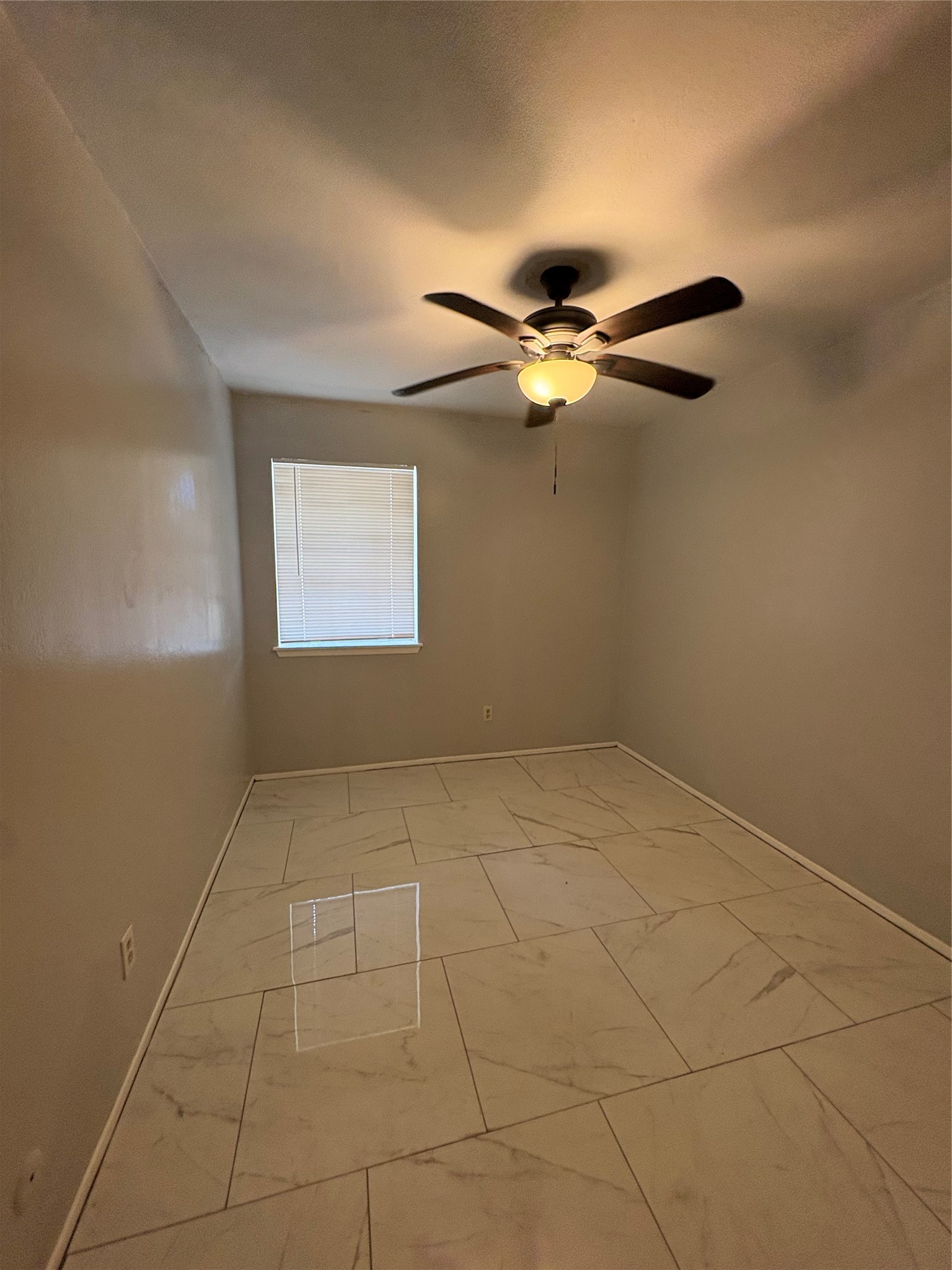 148 Post Oak Lane, Clute, TX 77531 148 Post Oak Lane, Clute, TX 77531