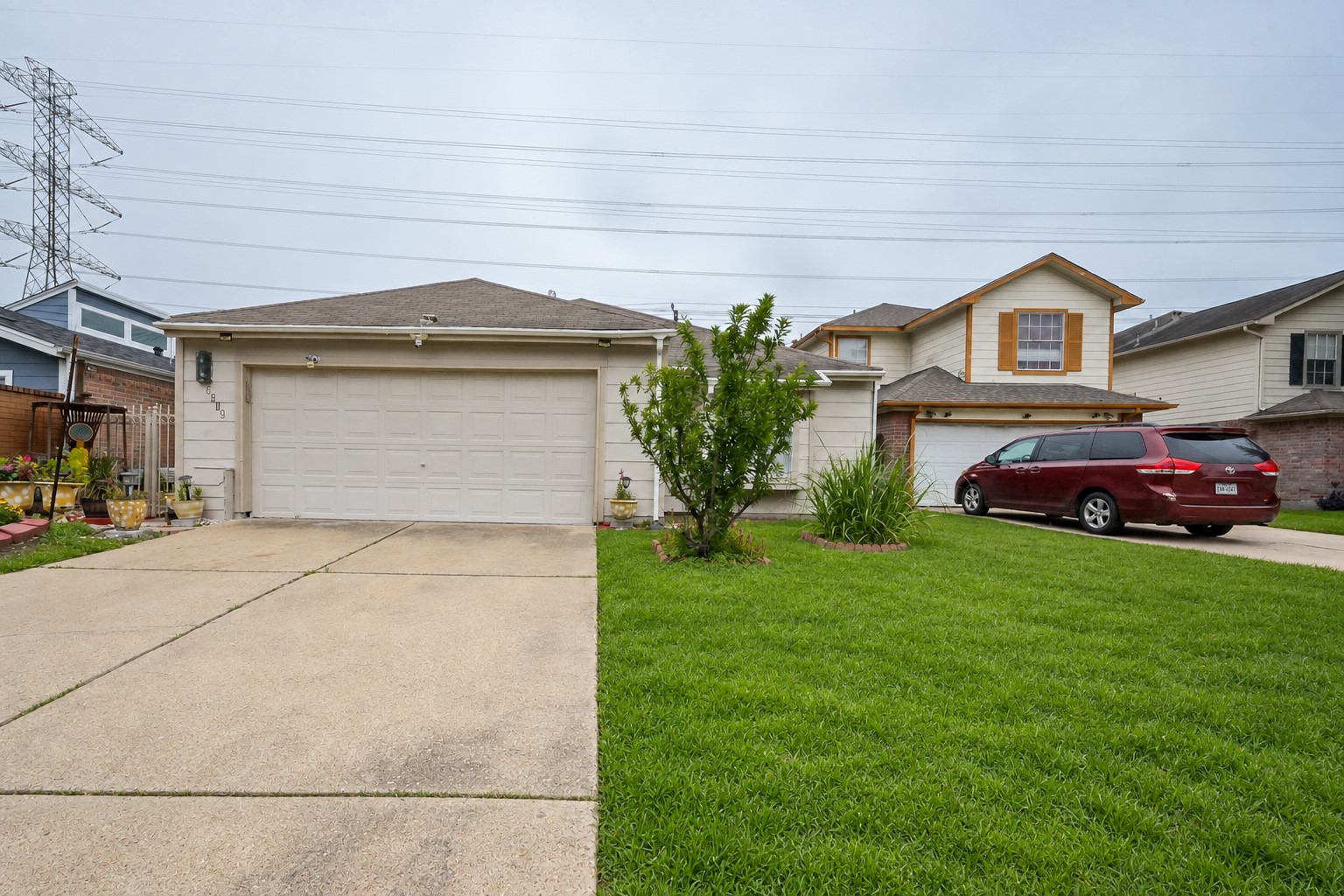 9319 Belle Park Drive, Houston, TX 77099 9319 Belle Park Drive, Houston, TX 77099