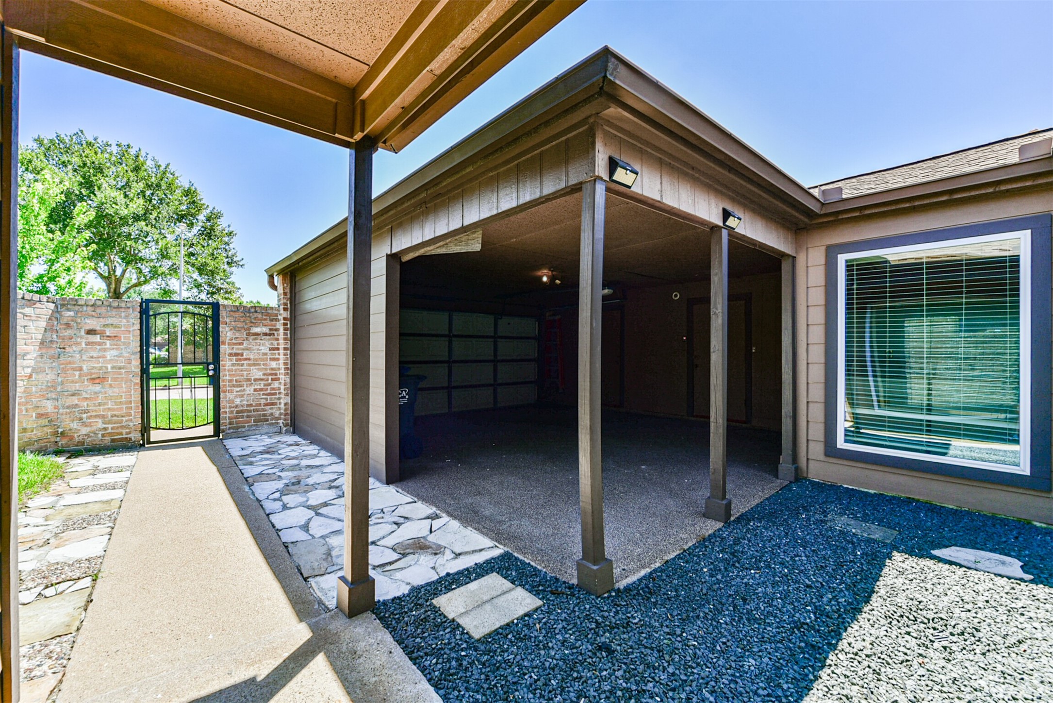 16927 Amidon Drive, Spring, TX 77379 16927 Amidon Drive, Spring, TX 77379