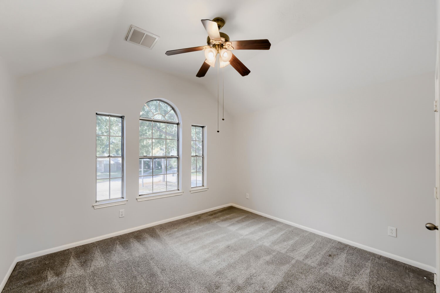26872 Towerguard Drive, Kingwood, TX 77339