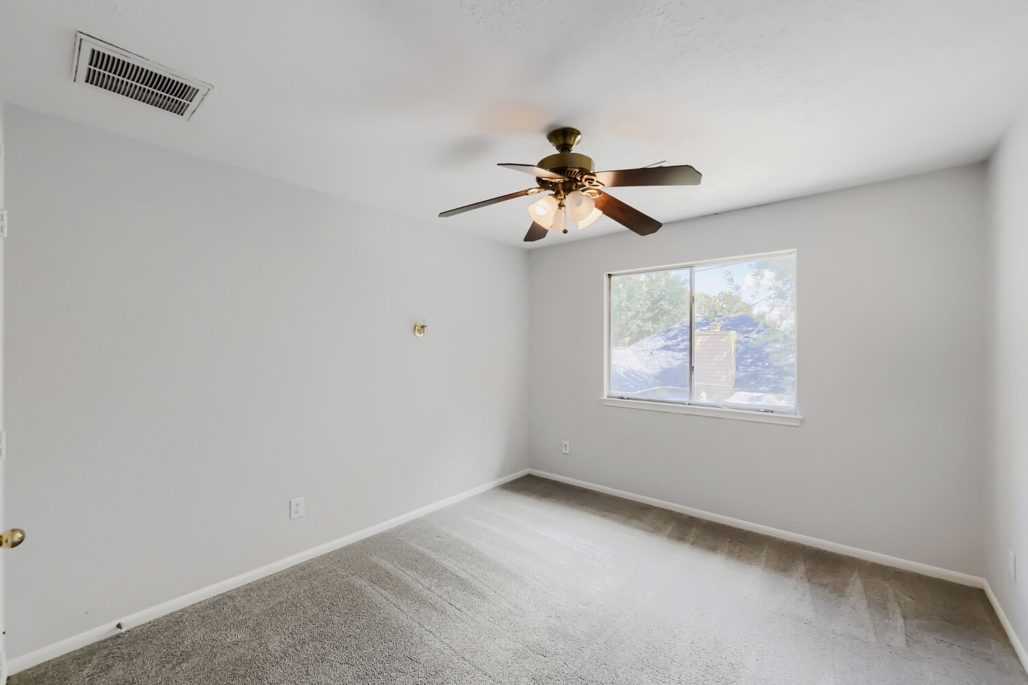 26872 Towerguard Drive, Kingwood, TX 77339