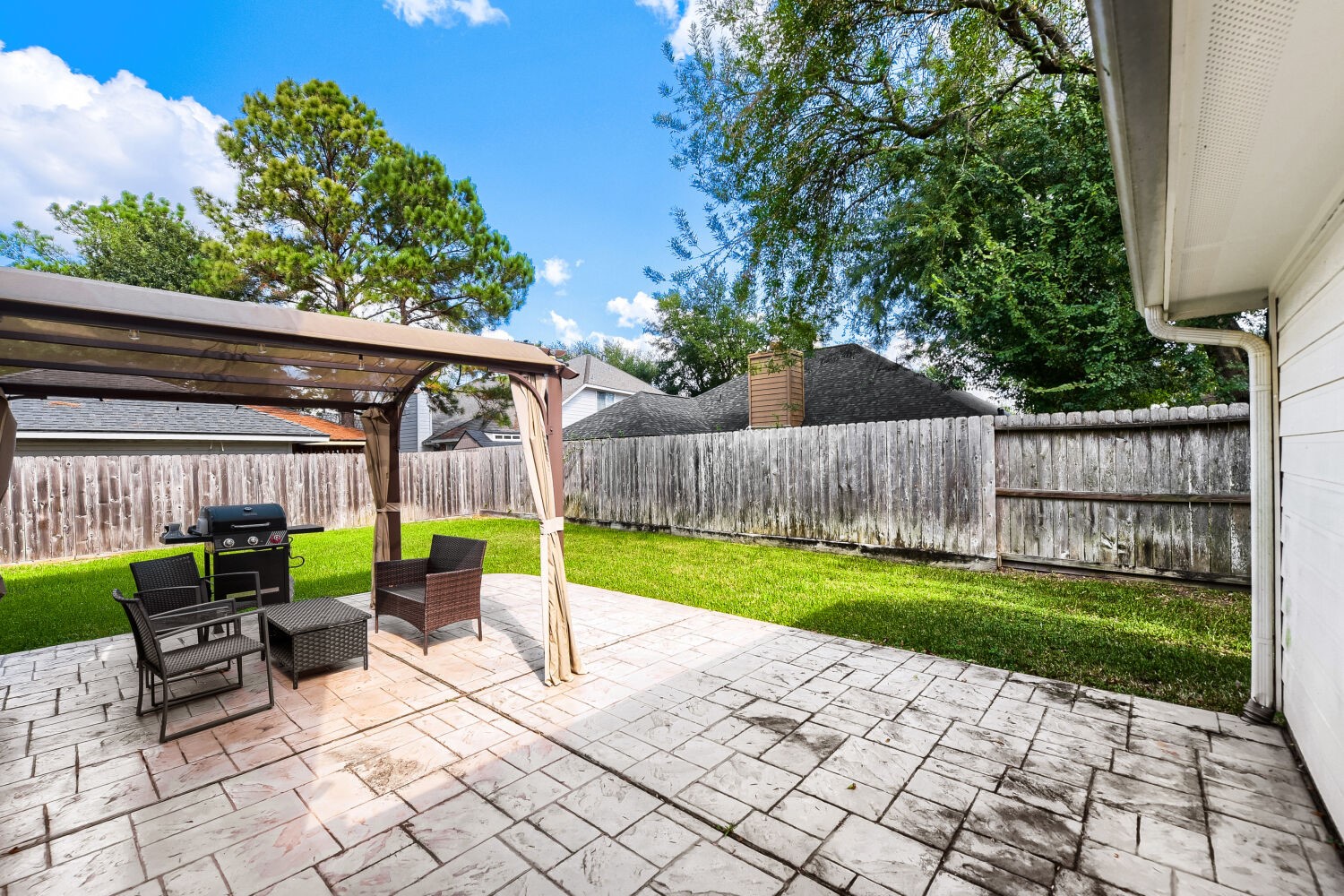 26872 Towerguard Drive, Kingwood, TX 77339