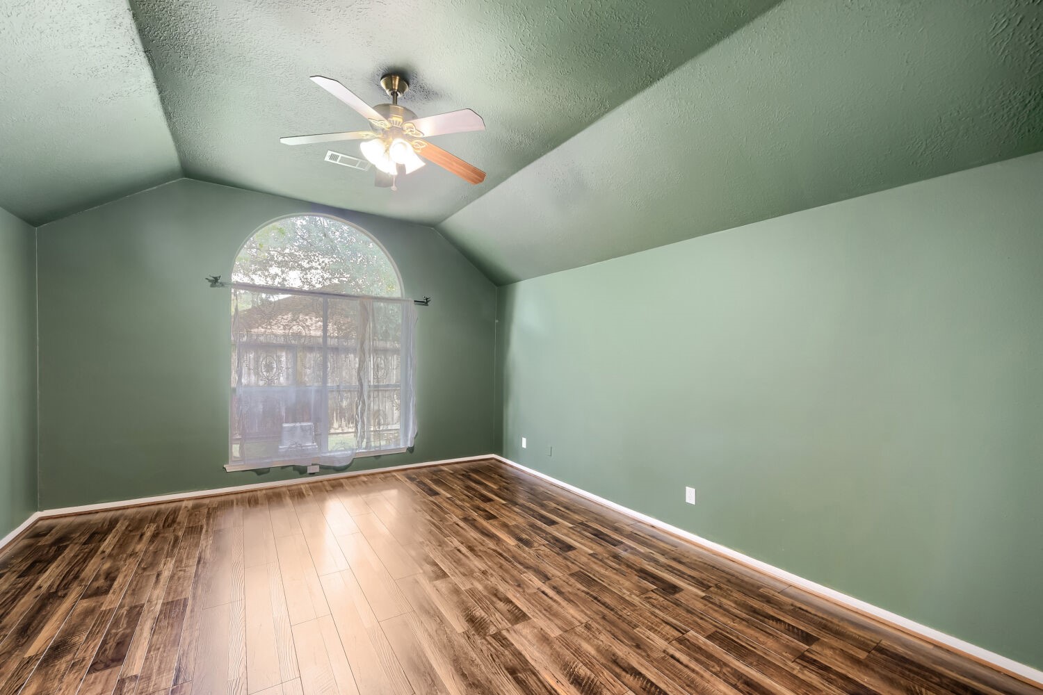 26872 Towerguard Drive, Kingwood, TX 77339