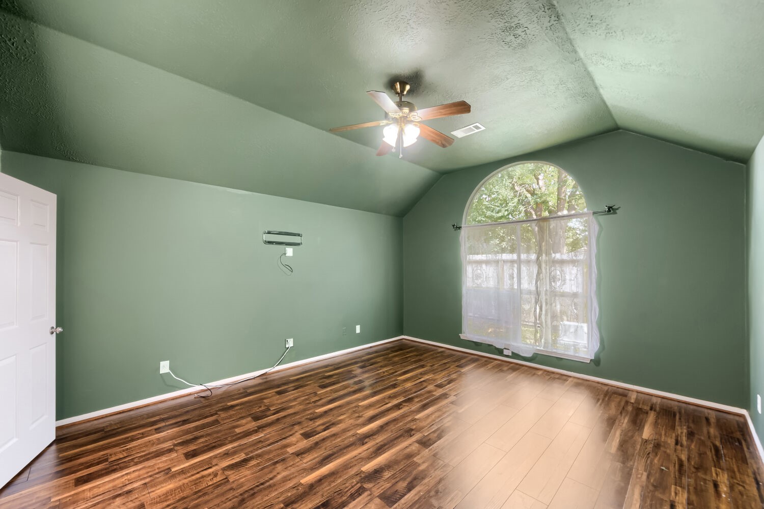 26872 Towerguard Drive, Kingwood, TX 77339