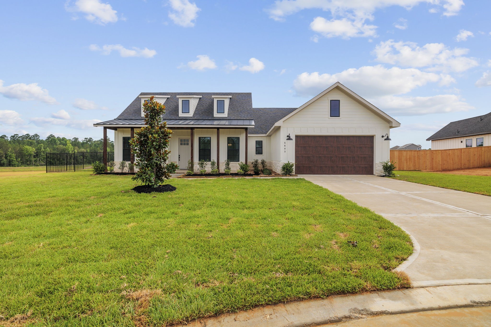 5628 Marigold Mile Drive, Magnolia, TX 77354