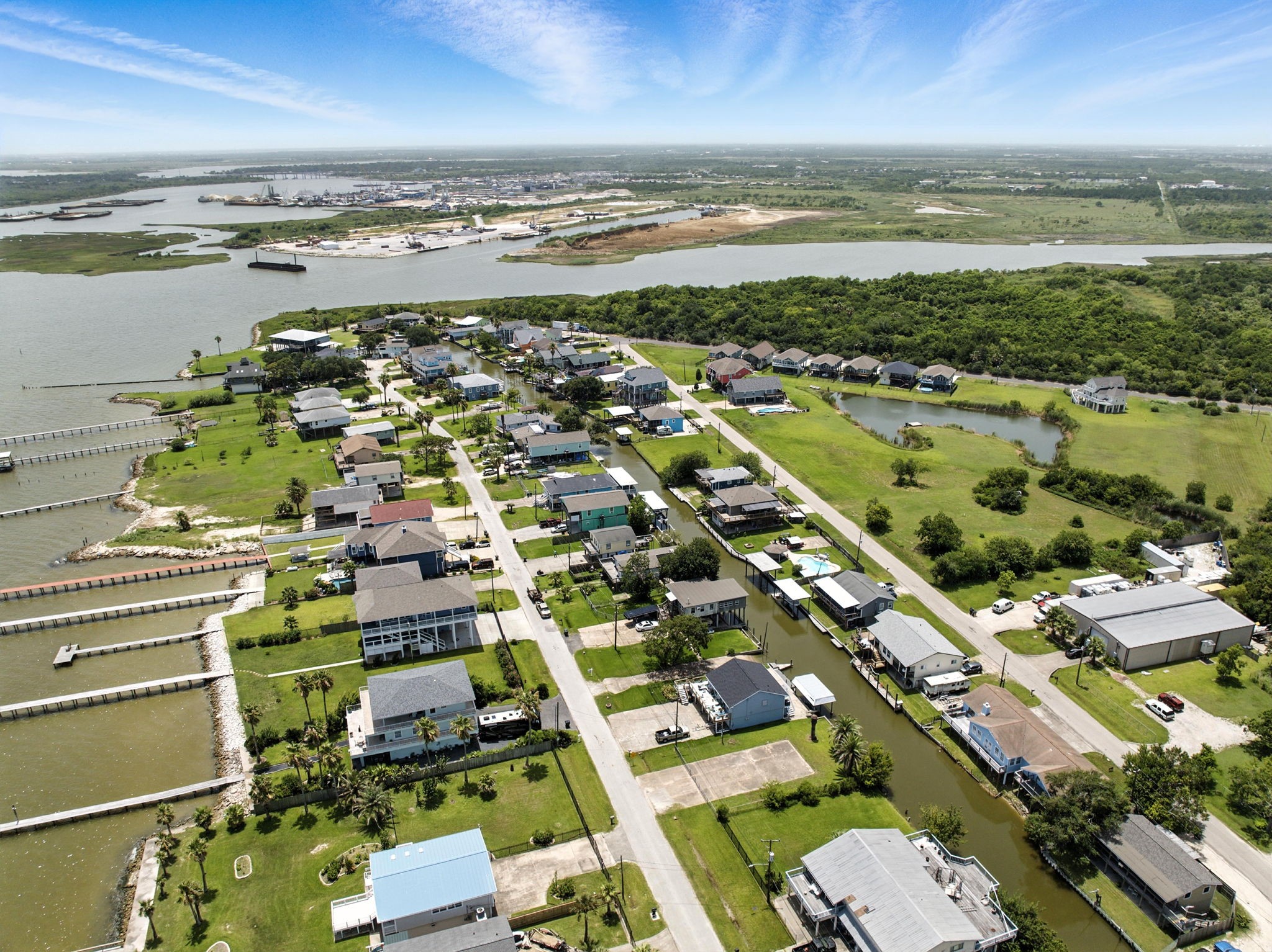 1612 Dick Bay Drive, Dickinson, TX 77539