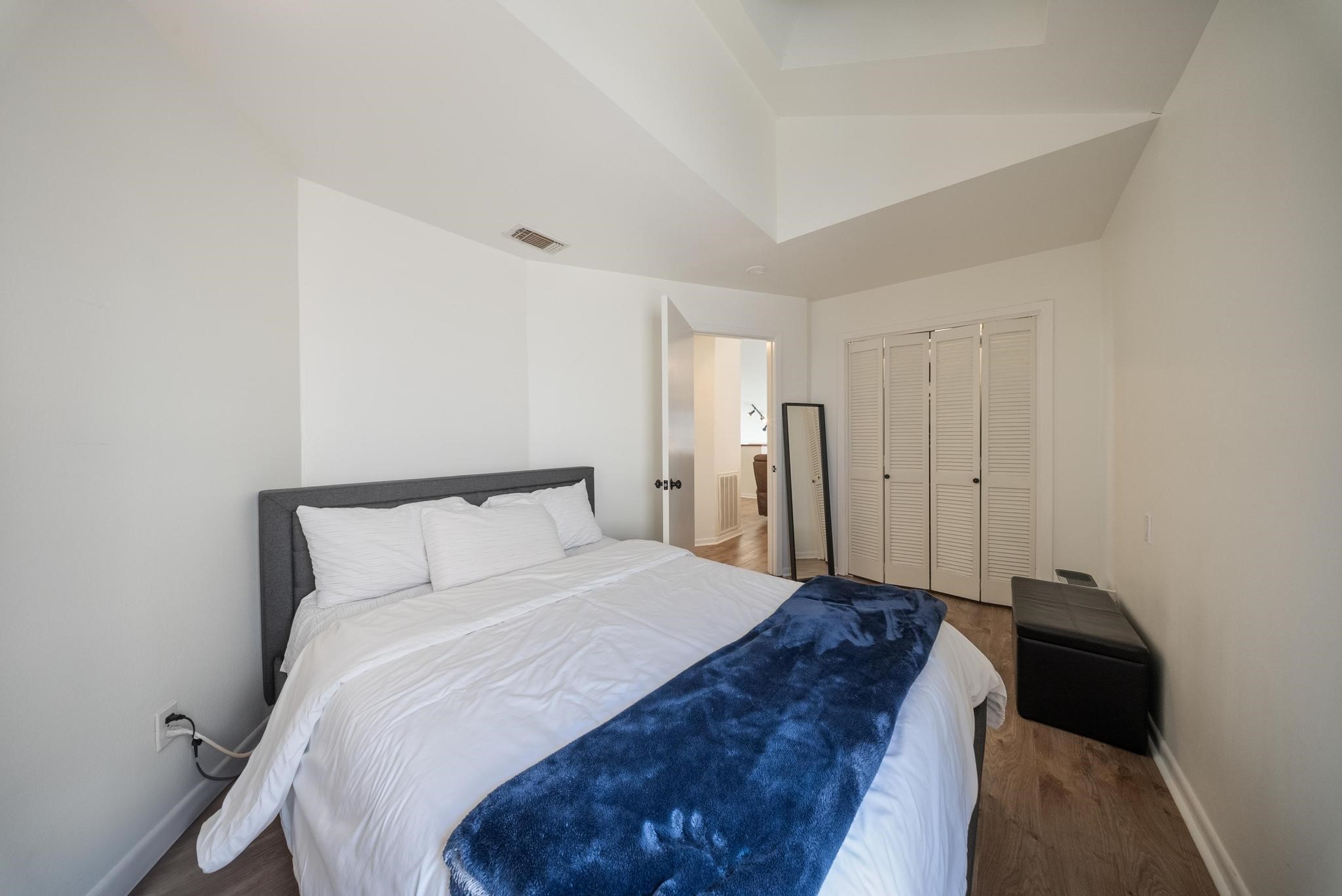 4904 Feagan Street, #1, Houston, TX 77007