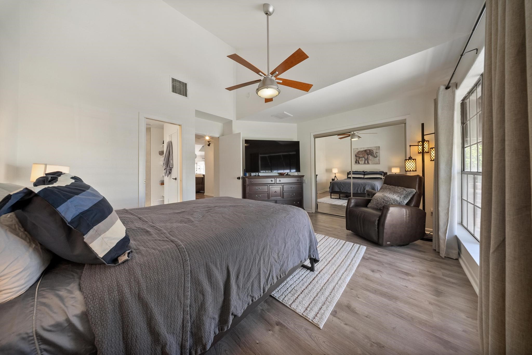 4904 Feagan Street, #1, Houston, TX 77007