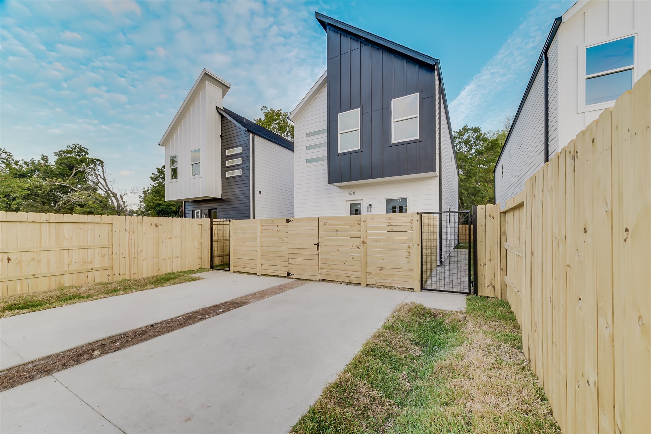 2118 Creston Drive, #A/B, Houston, TX 77026