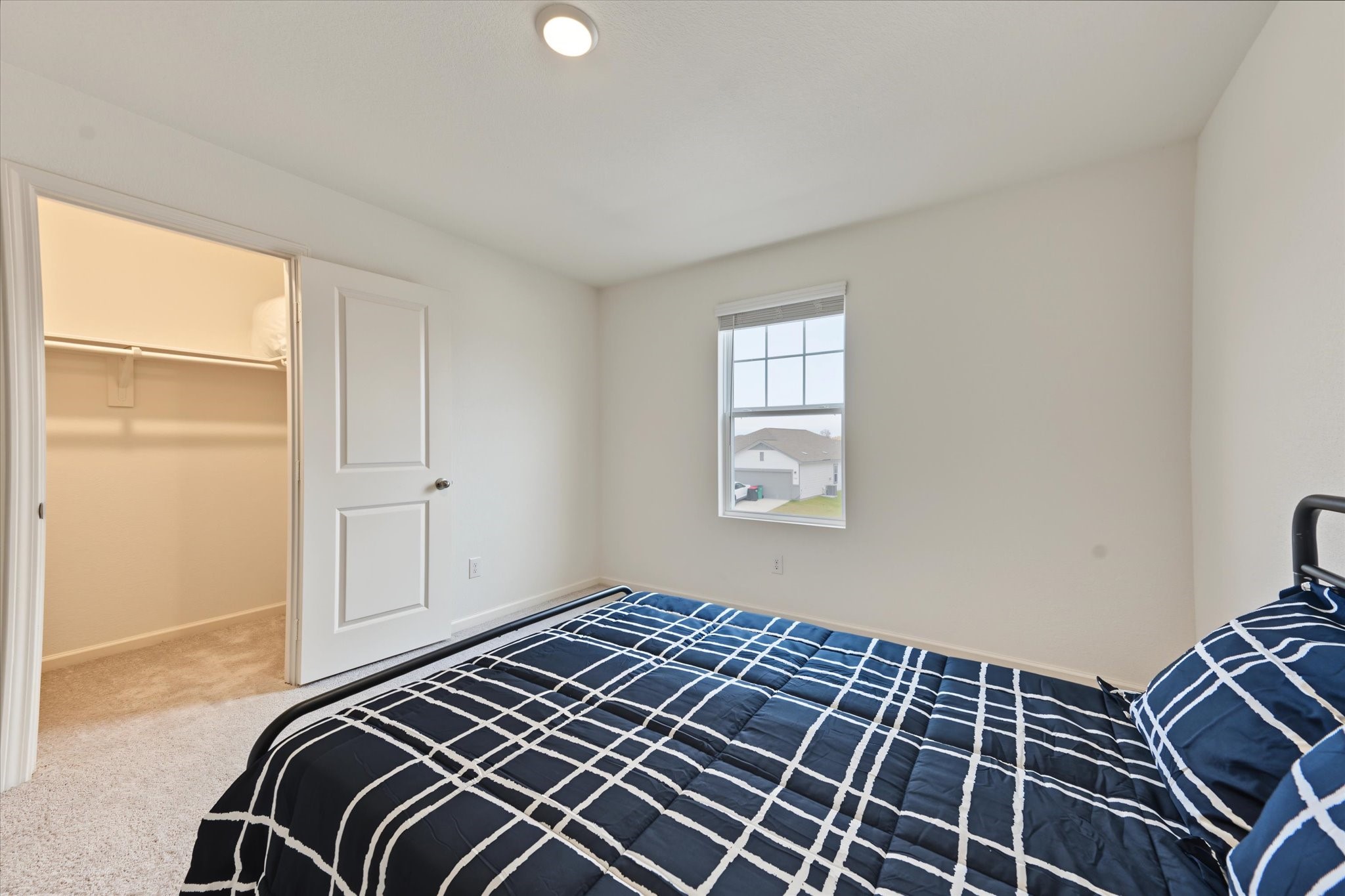 3rd Bedroom - Upstairs - Furniture Included