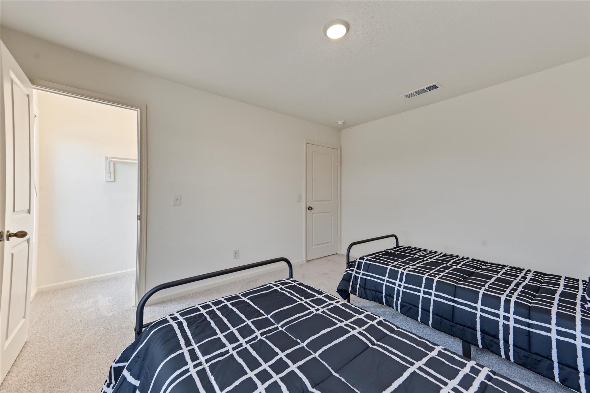 4th Bedroom - Upstairs - Furniture Included