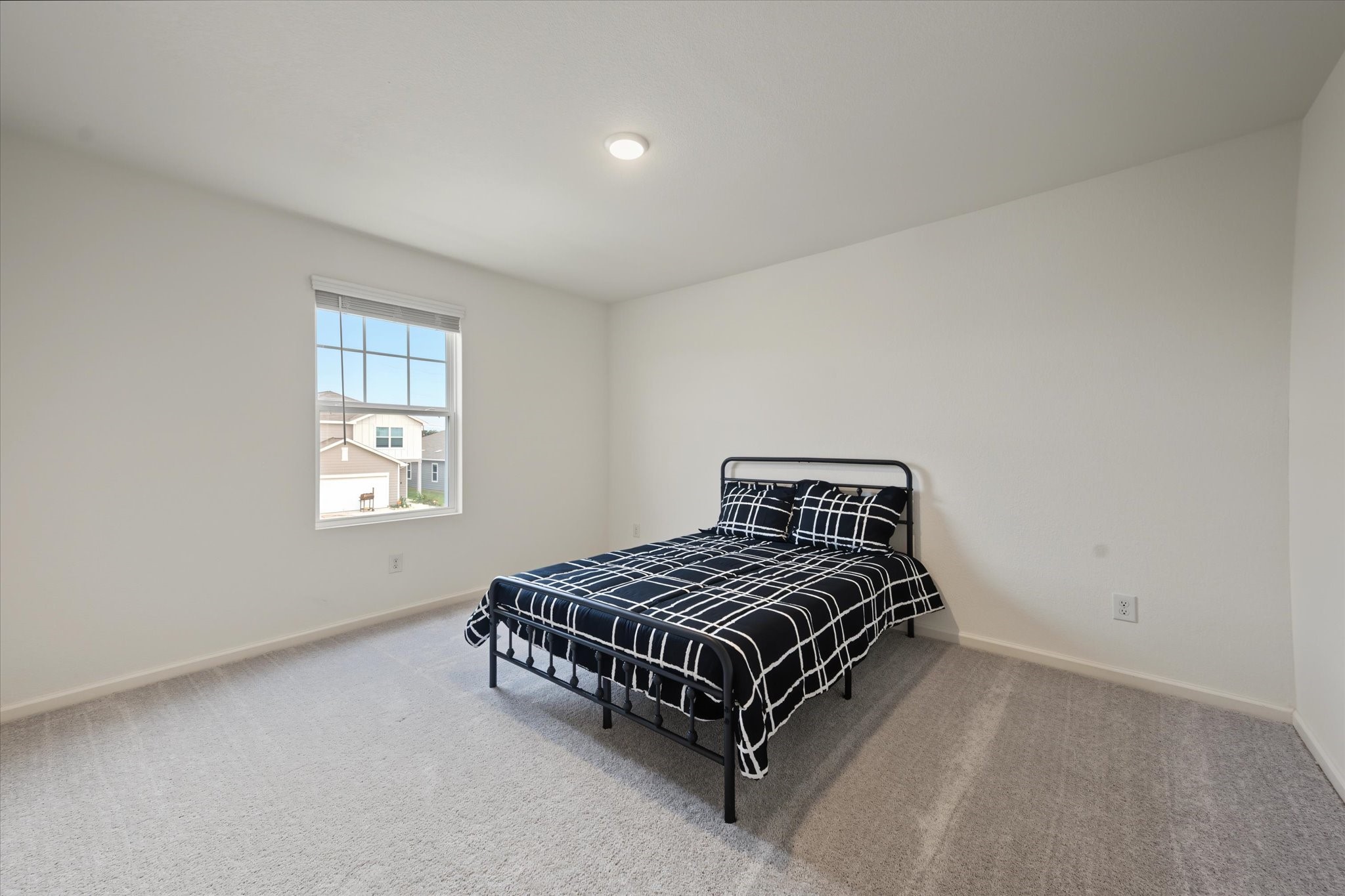 3rd Bedroom - Upstairs - Furniture Included